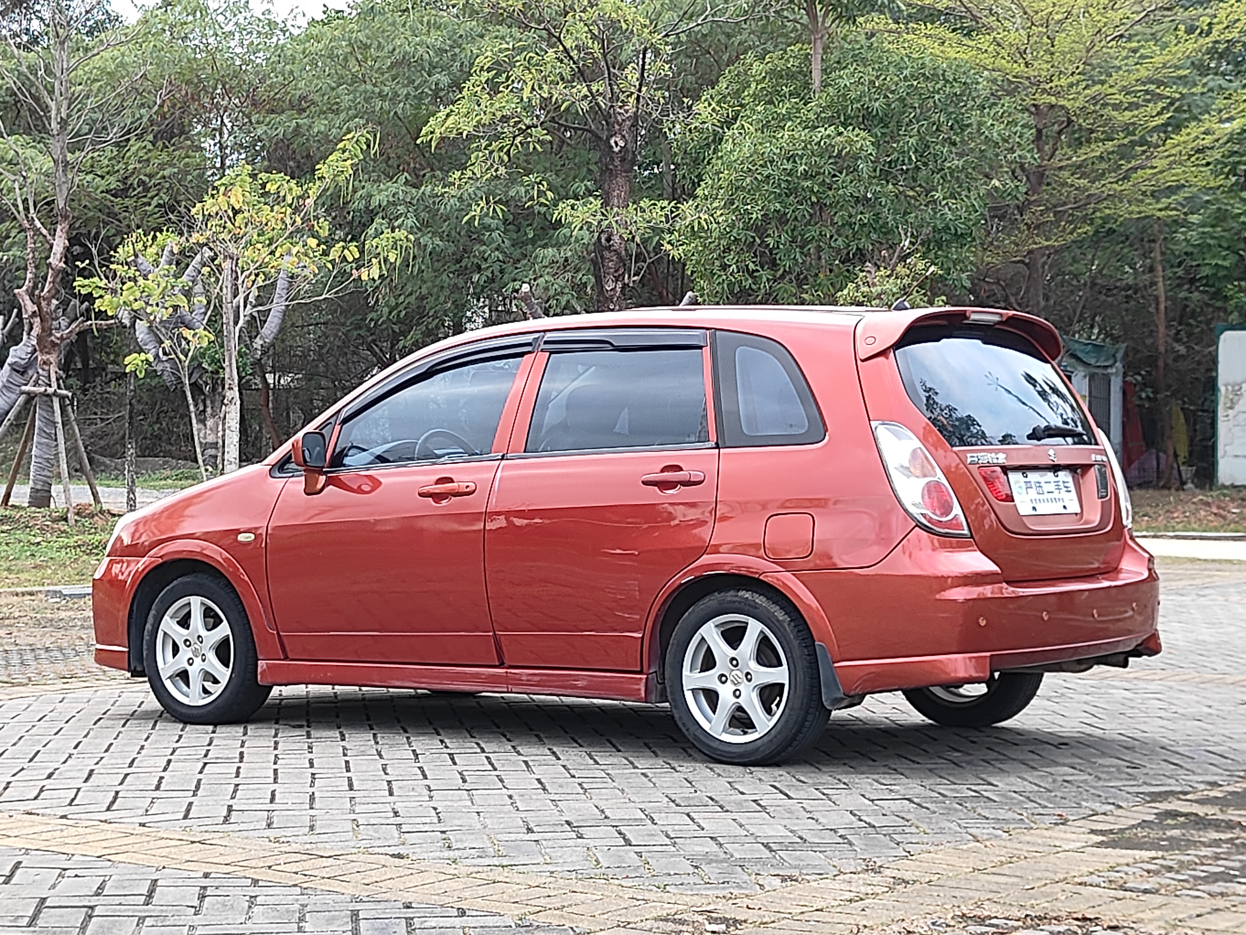 Suzuki Liana 2012 image de voiture #7