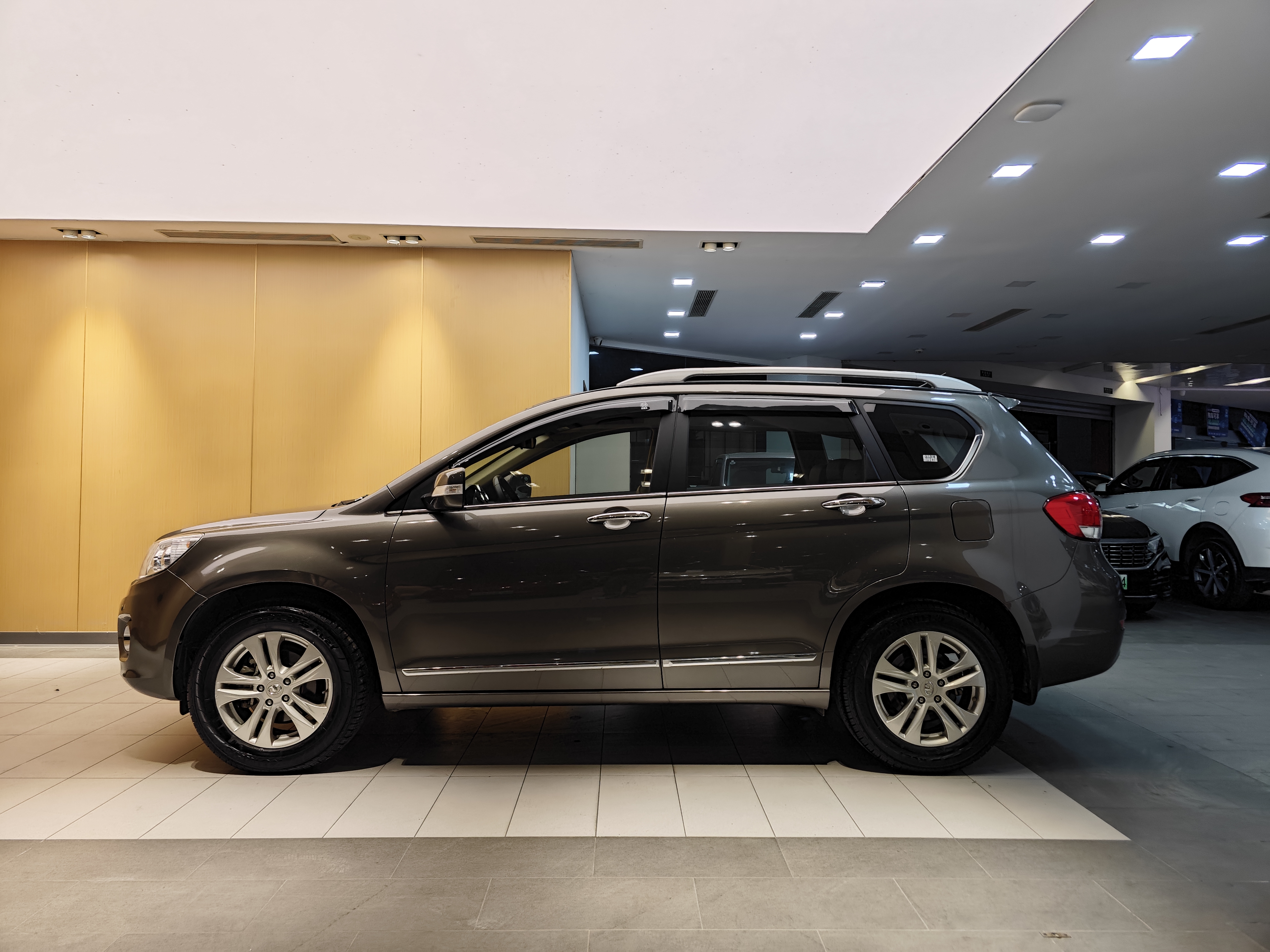 Haval H6 2013 car image #7