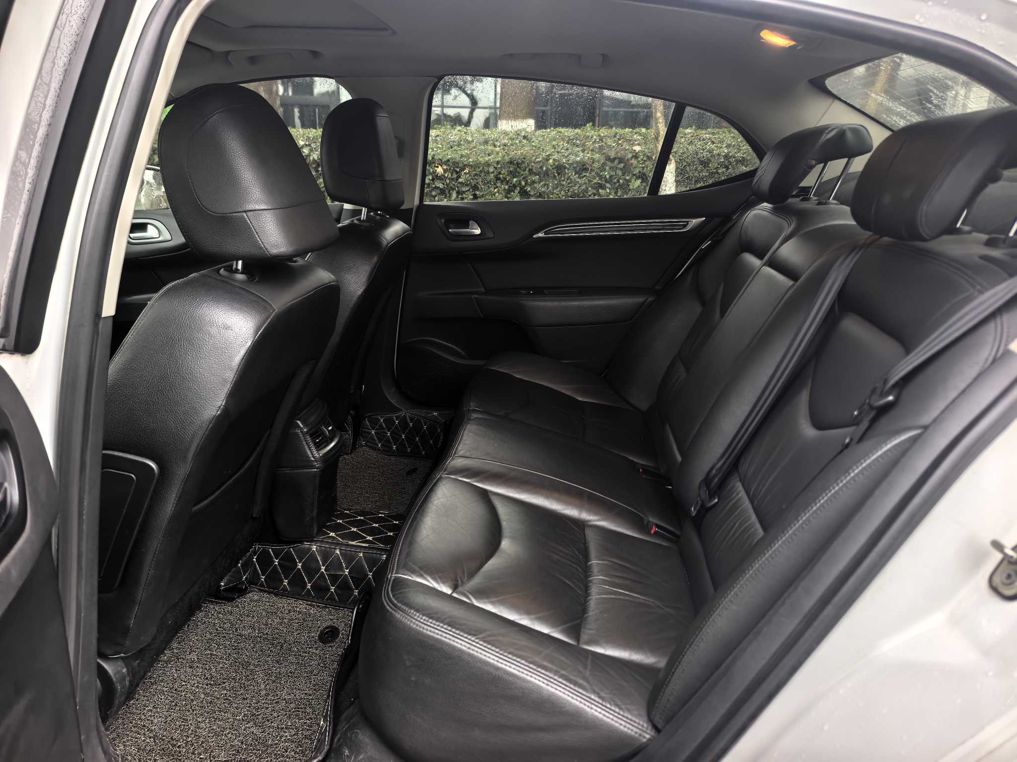 Citroen C4L 2015 car image #7