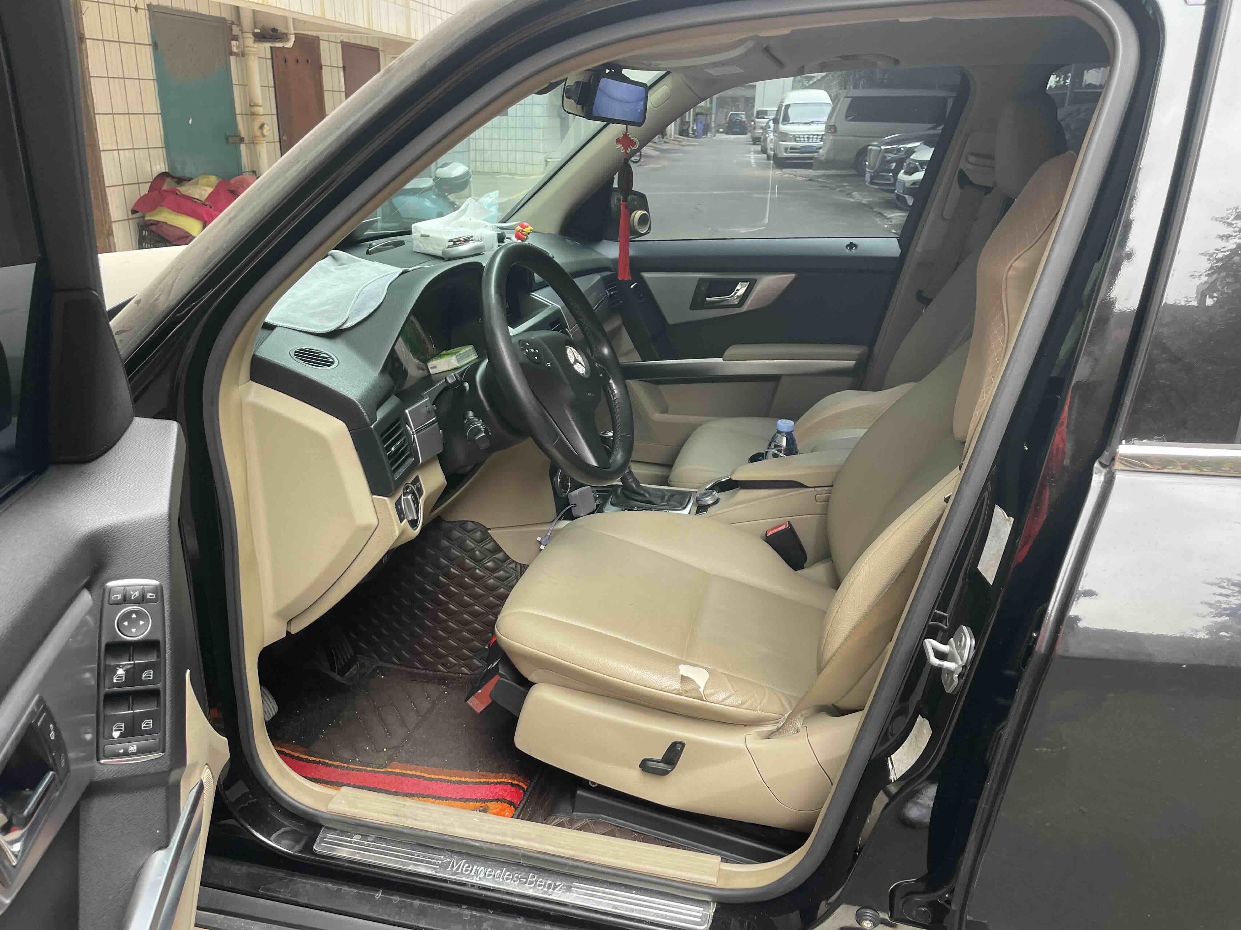 Mercedes-Benz GLK Class (Imported) 2011 immagine di auto #7