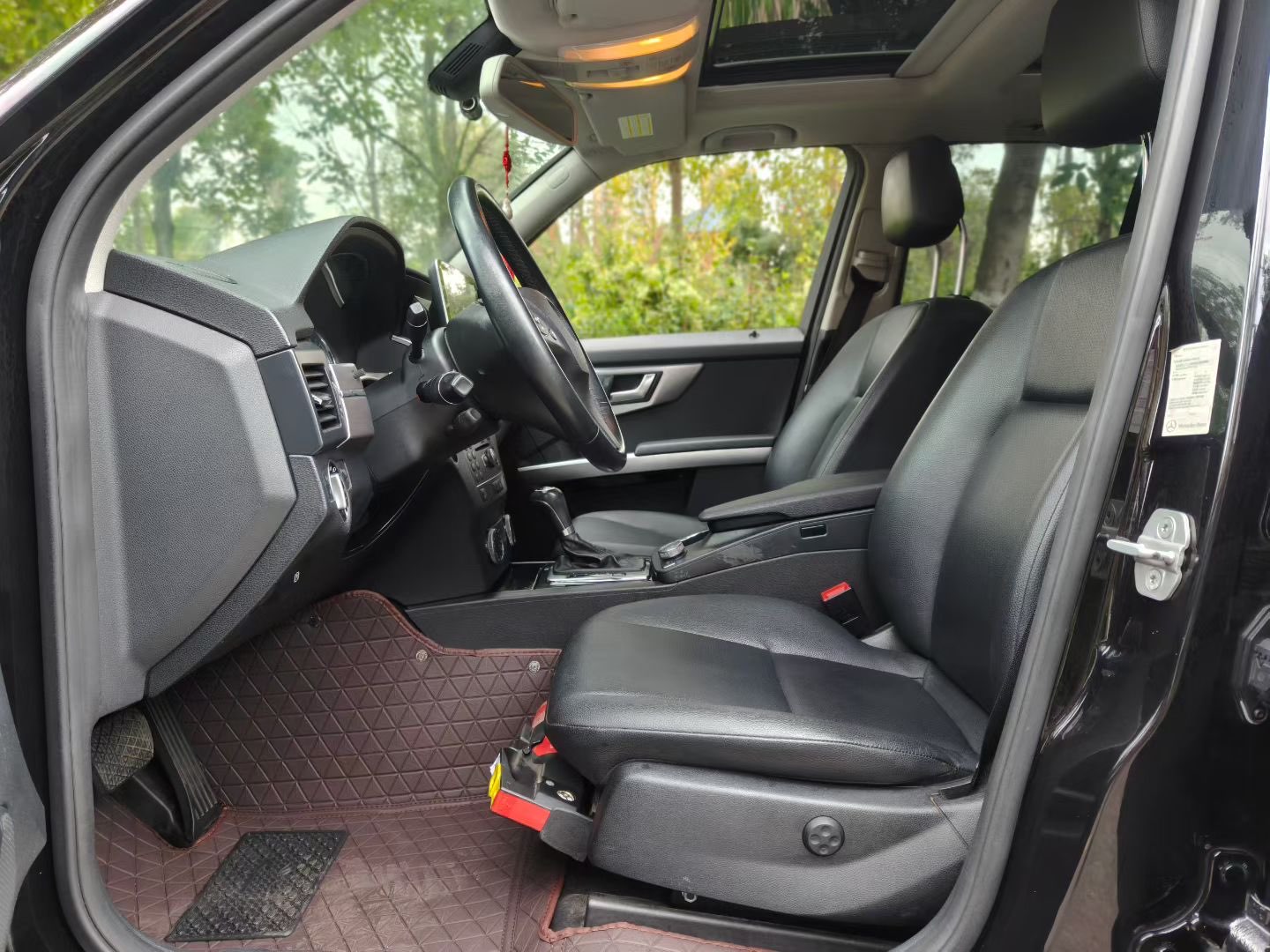 Mercedes-Benz GLK Class (Imported) 2011 #7 Mercedes-Benz GLK Class (Imported) 2011 car image #7