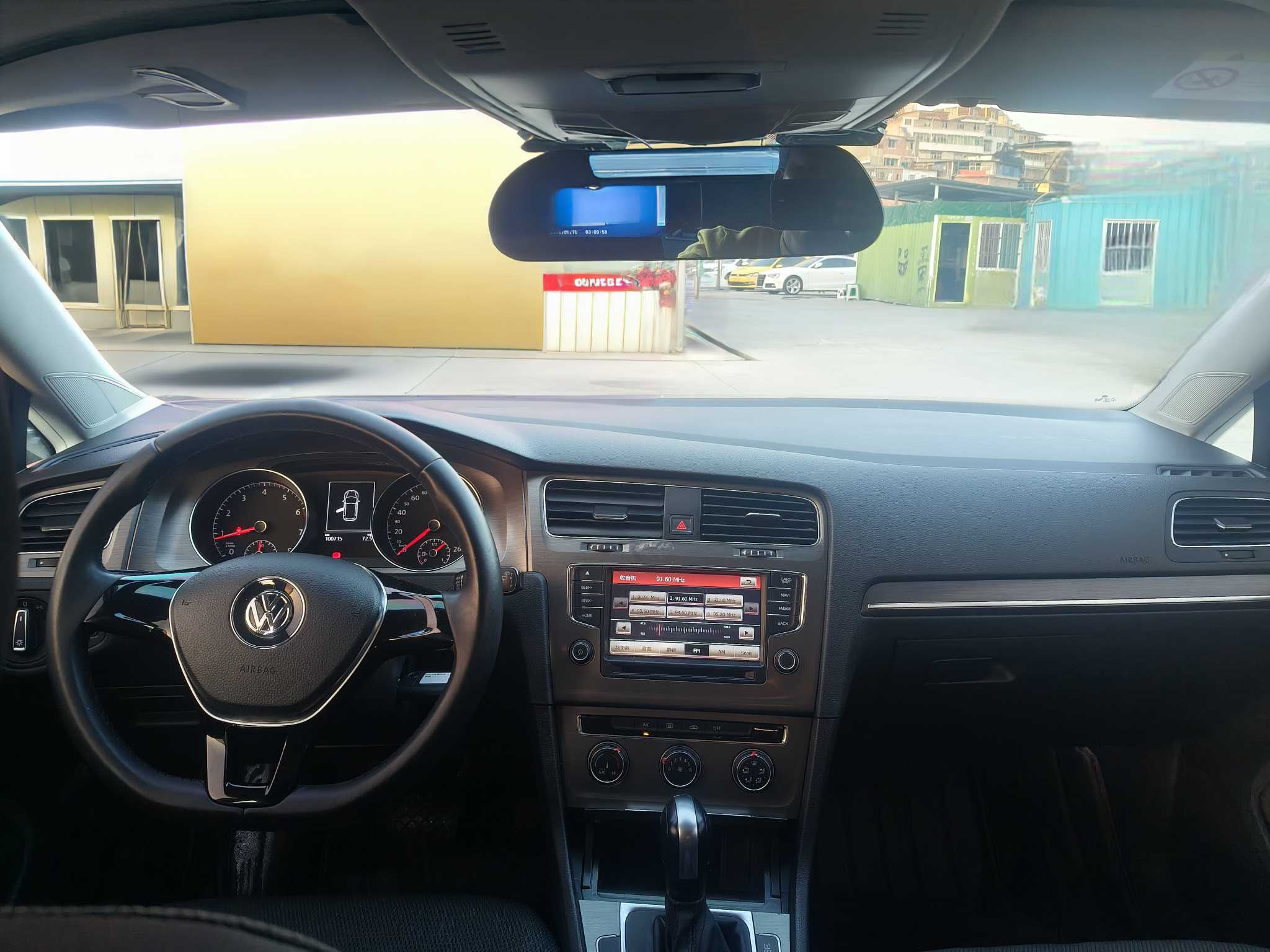 Volkswagen Golf 2015 car image #7