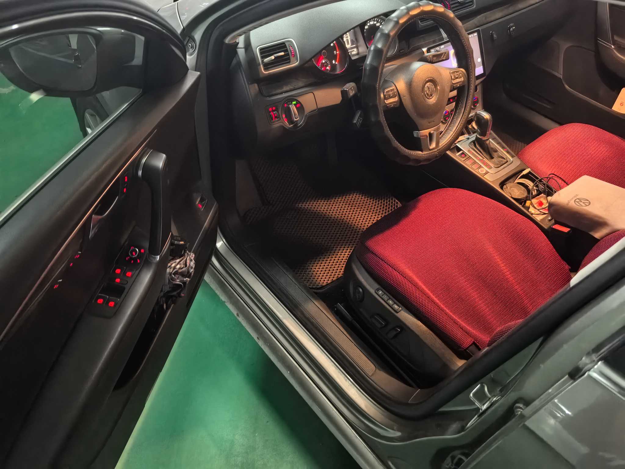 Volkswagen Magotan (Imported) 2012 car image #7