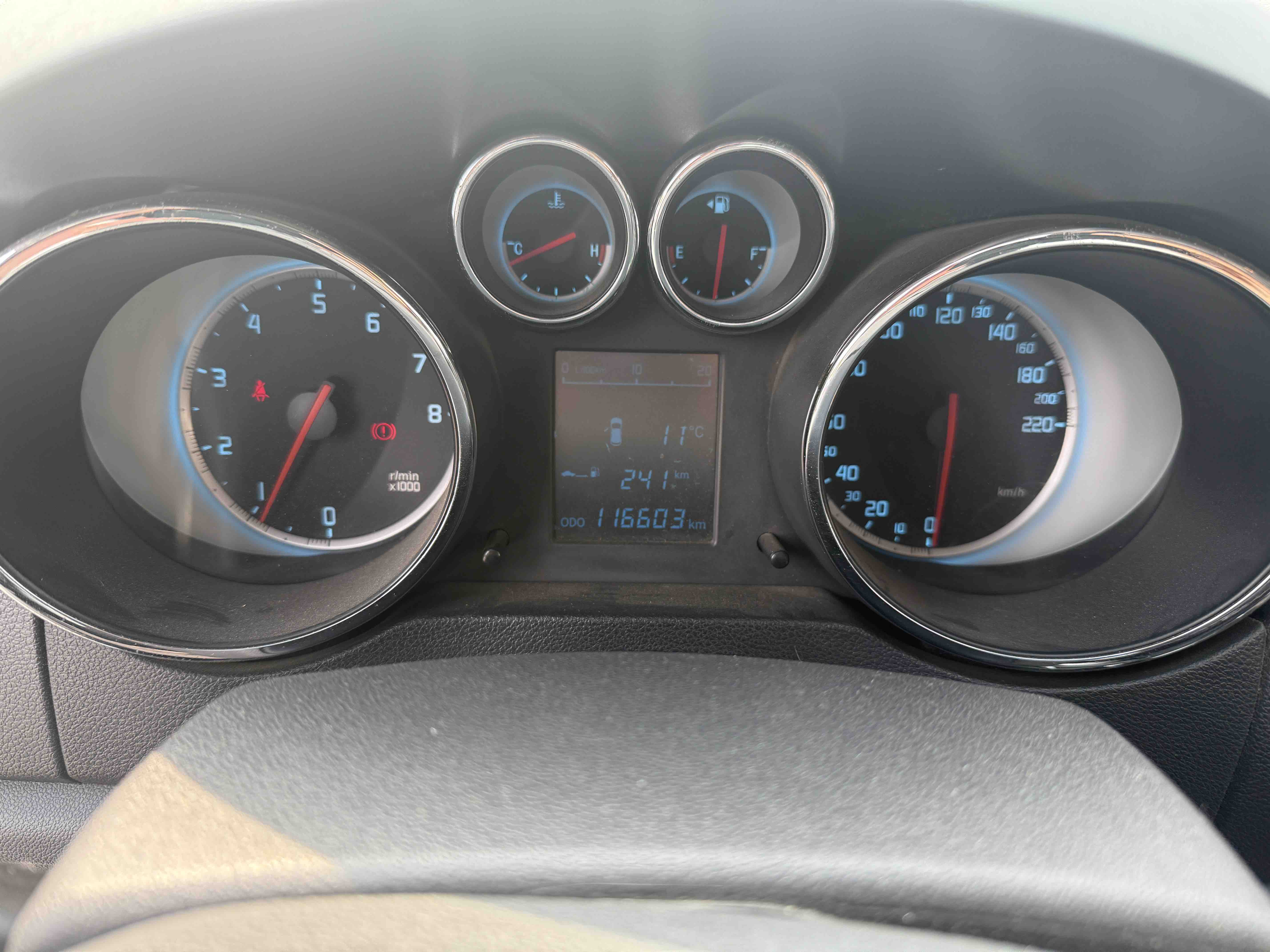 Changan CS35 2013 #7 Changan CS35 2013 car image #7