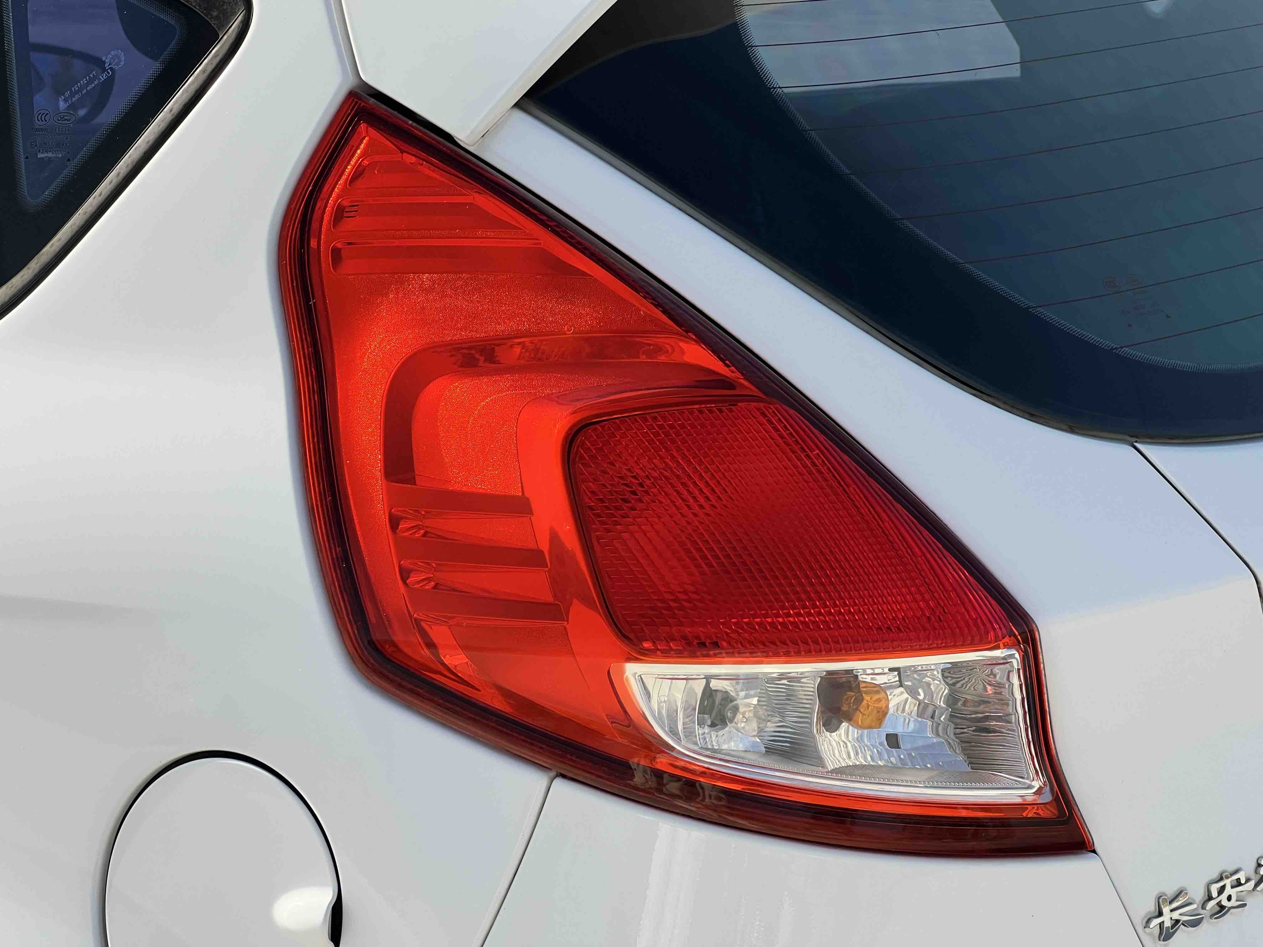 Ford Fiesta 2016 car image #7