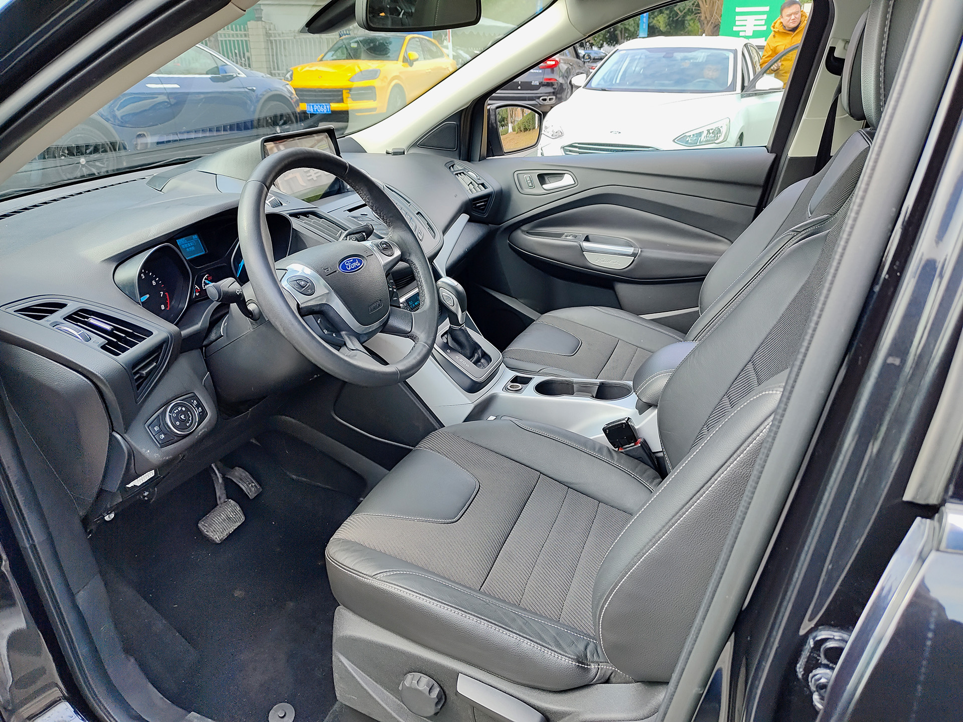 Ford Kuga 2013 #7 Ford Kuga 2013 car image #7