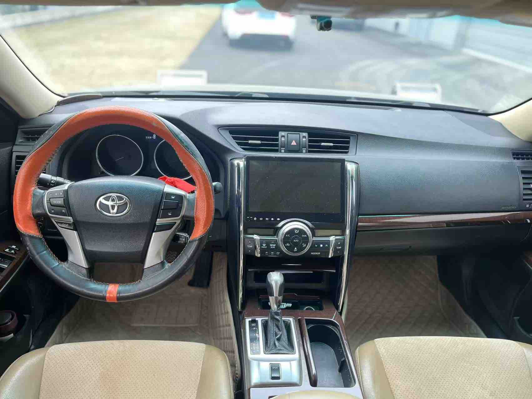 Toyota Reiz 2014 immagine di auto #7