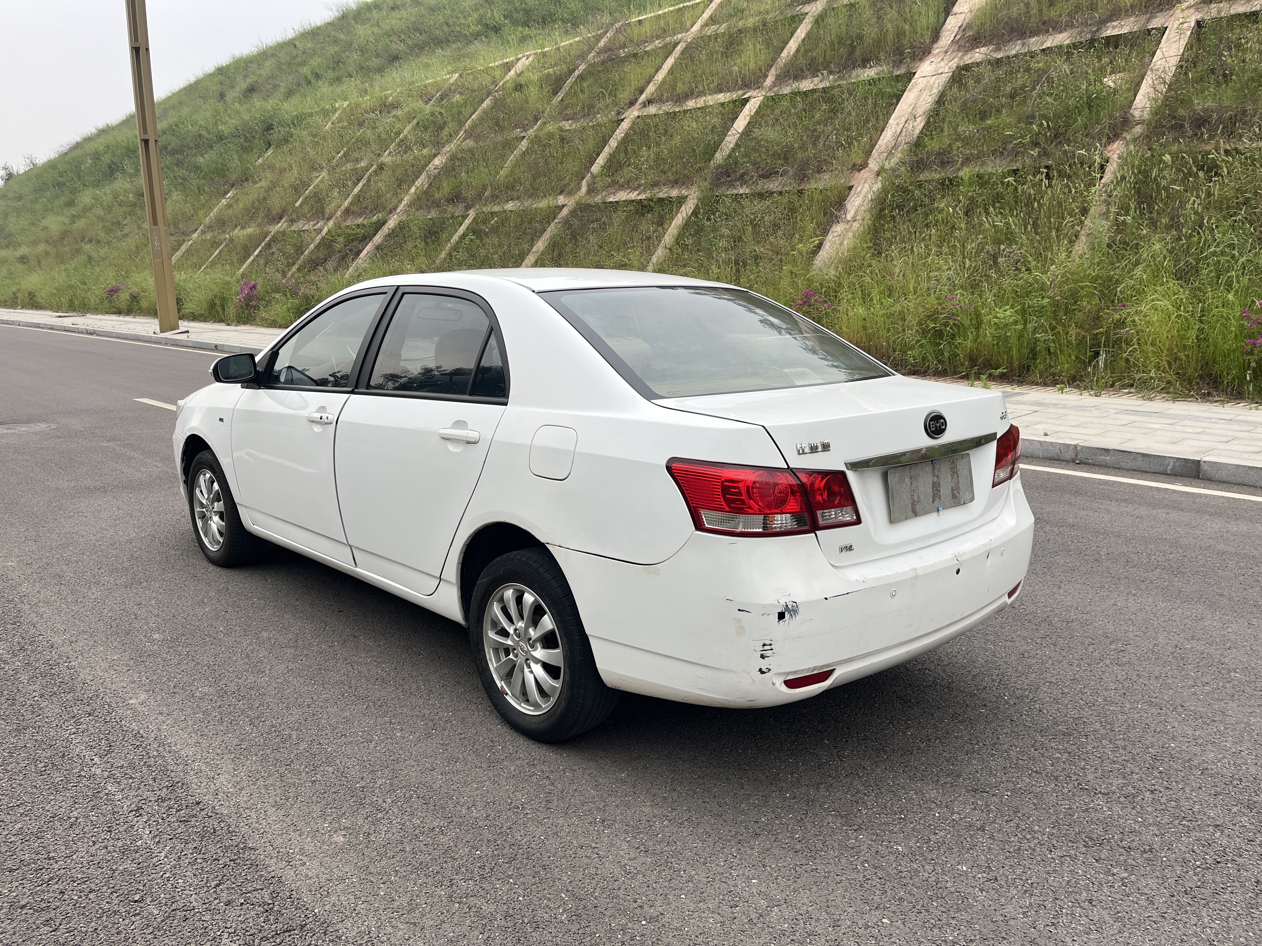 BYD G3 2013 imagem de carro #7