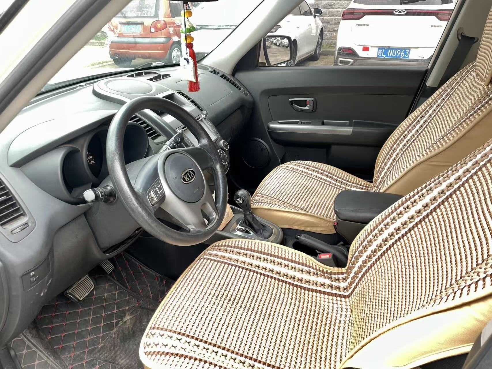 起亚 秀尔 2015 汽车图片 #7