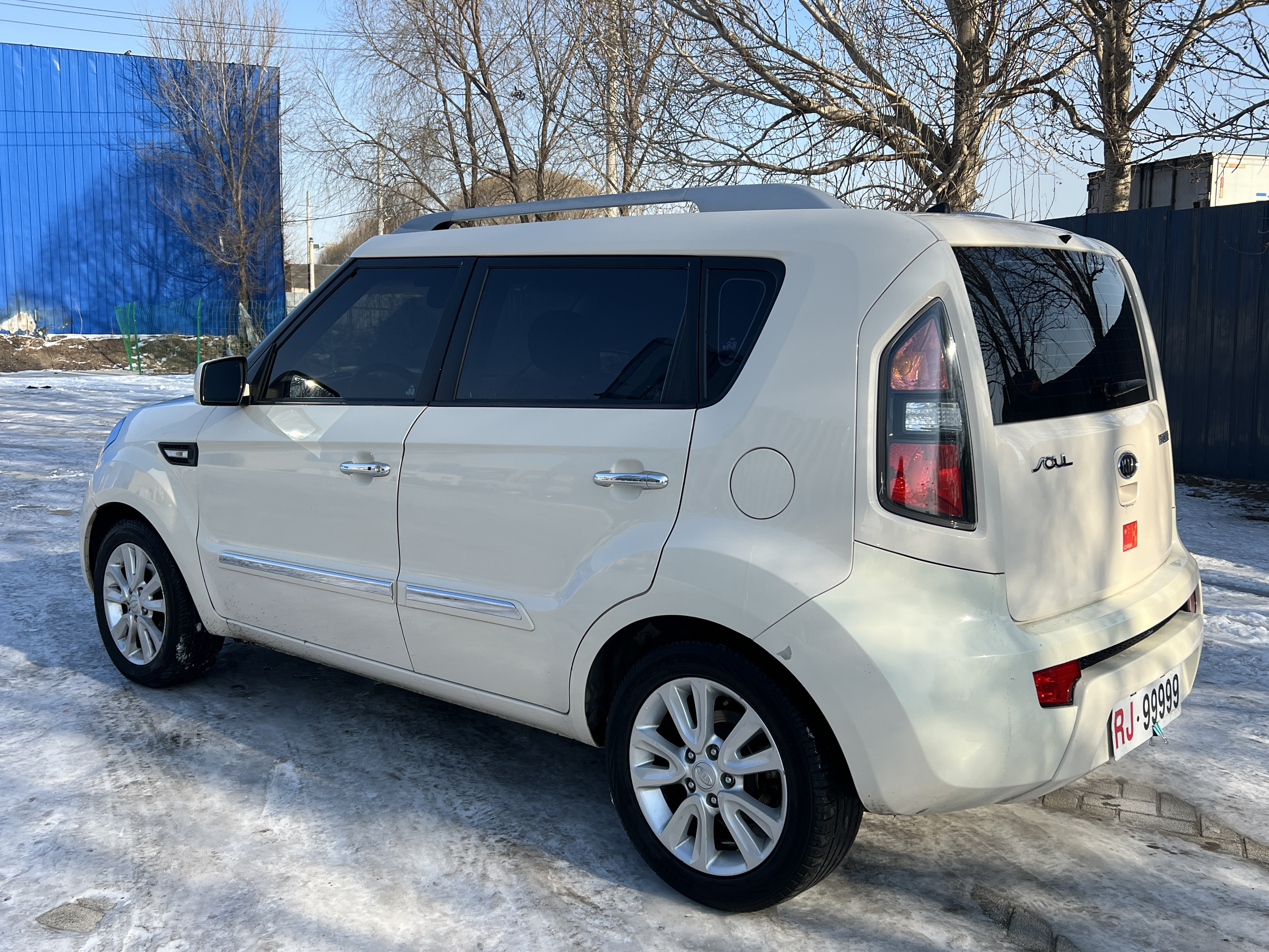 起亚 秀尔 2015 汽车图片 #7