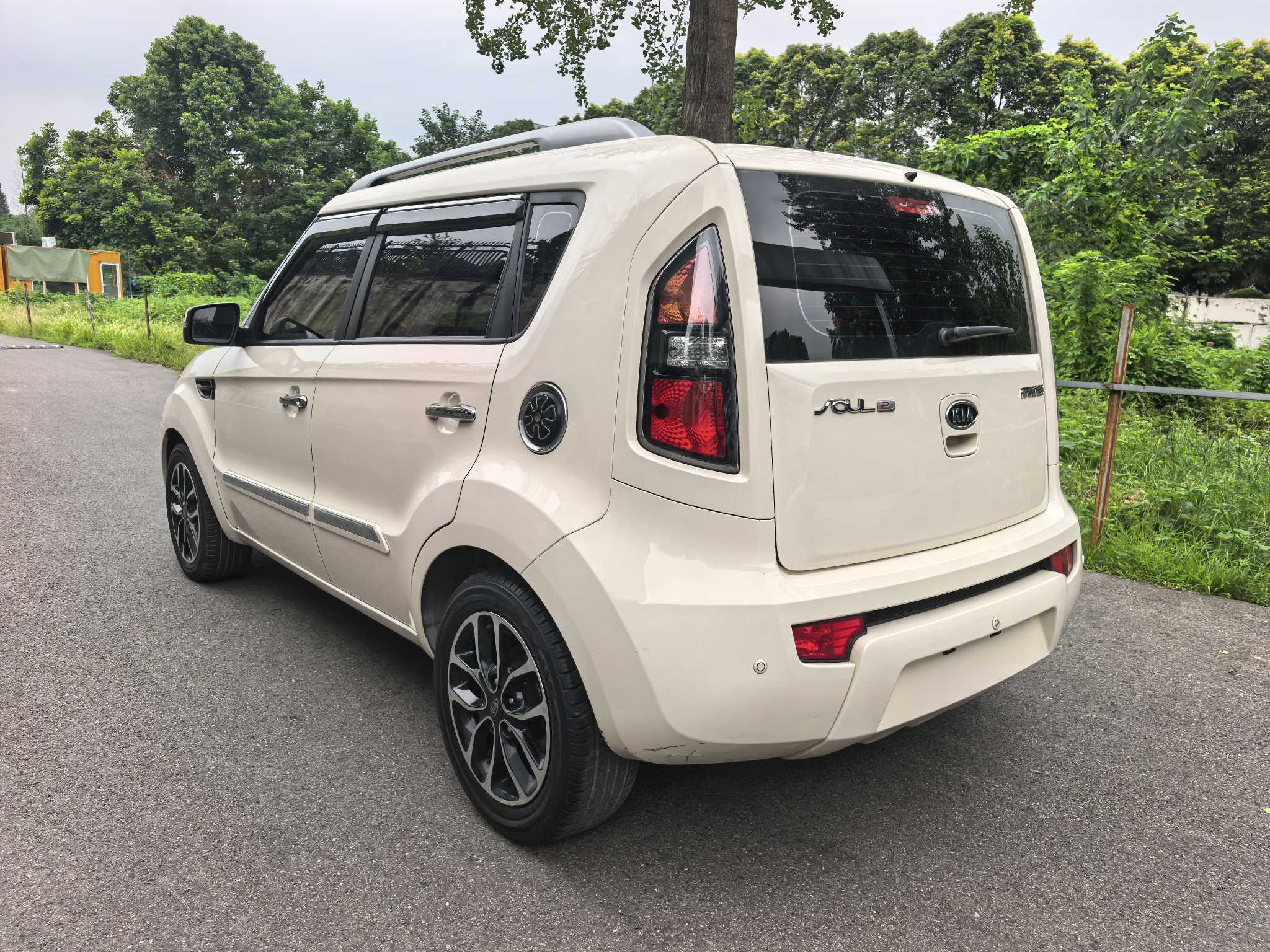 起亚 秀尔 2014 汽车图片 #7