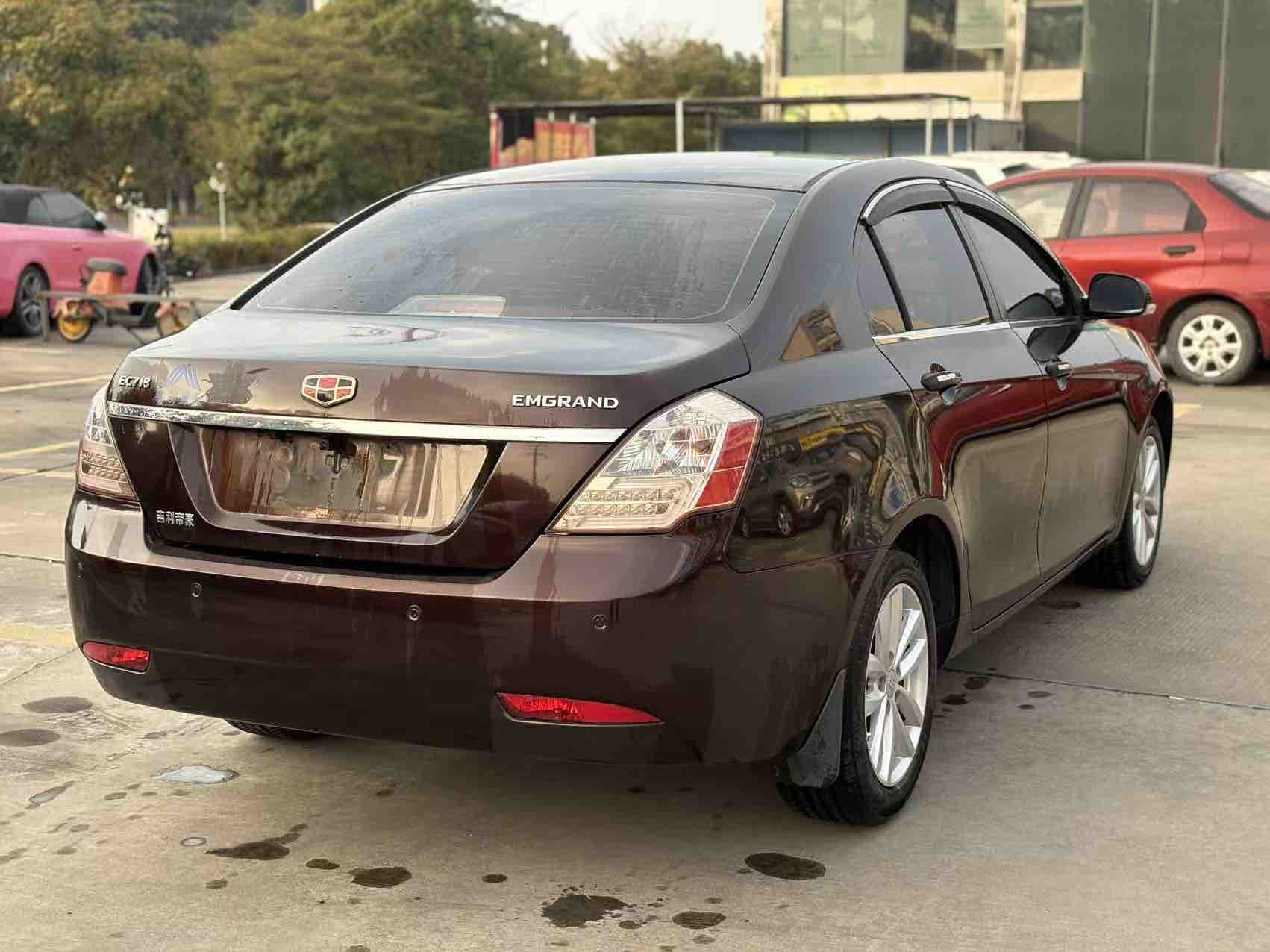 GEELY Emgrand Classic 2013 car image #7