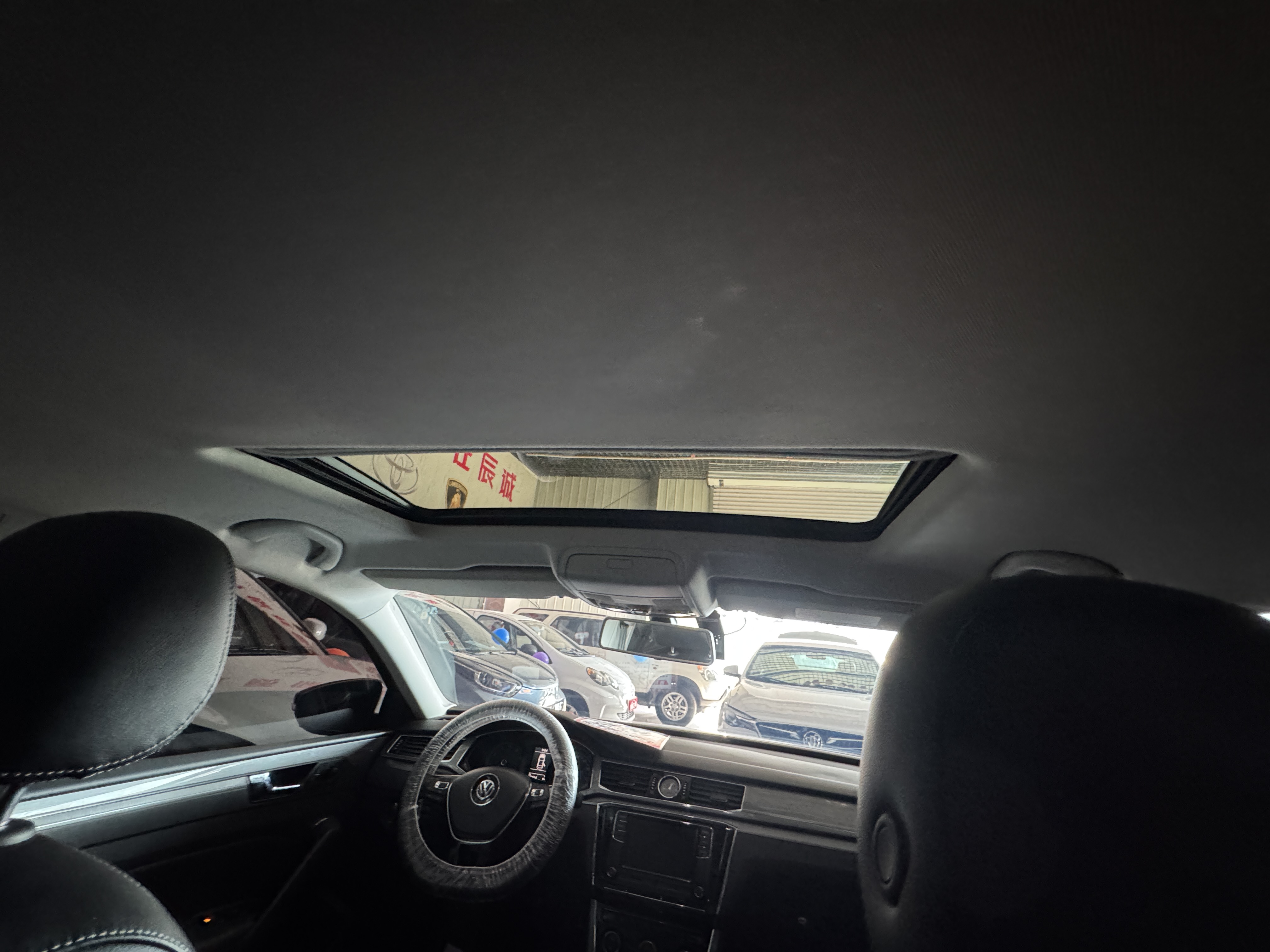 Volkswagen Passat 2019 car image #7