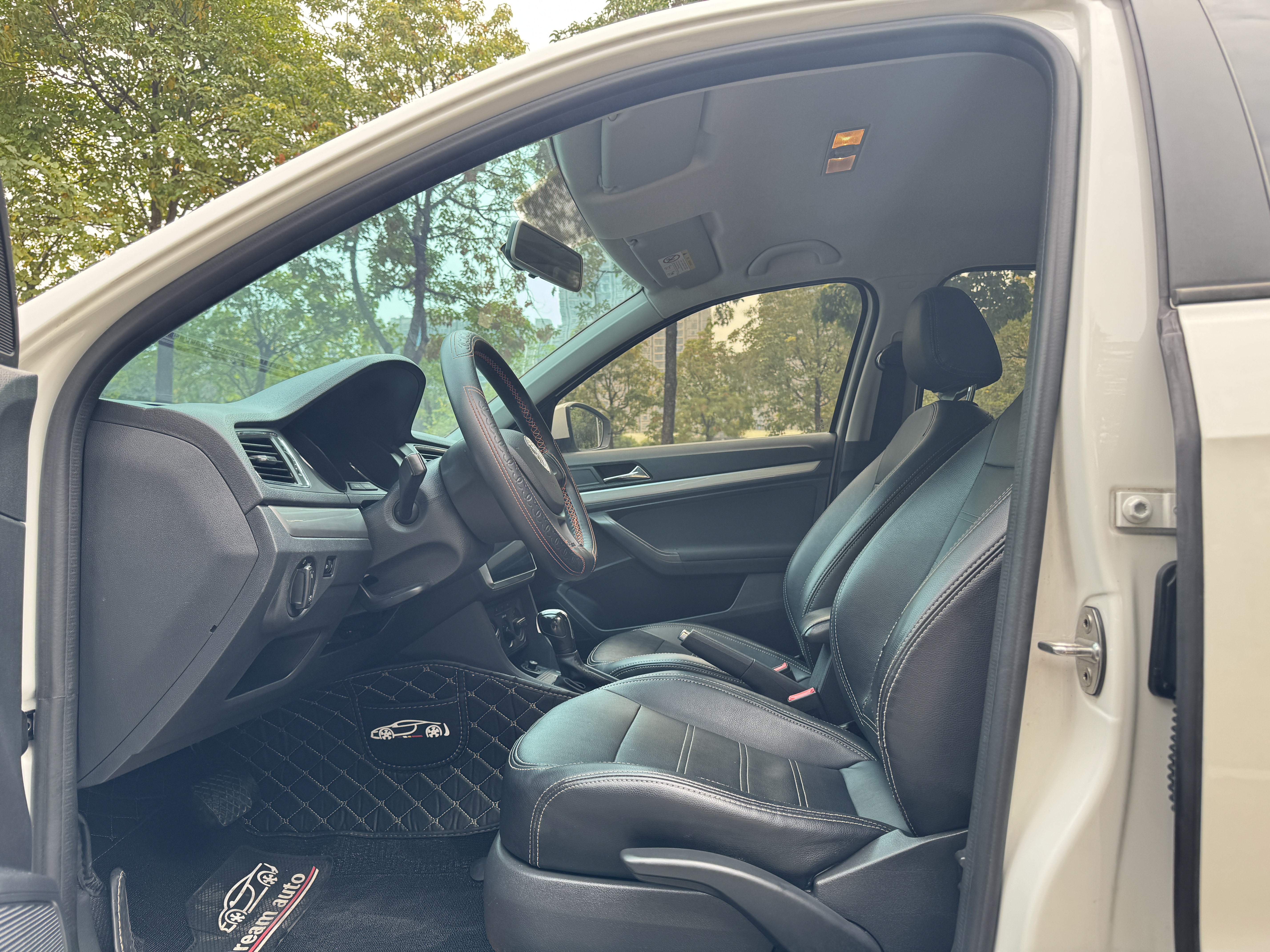 Volkswagen Lavida 2019 #7 Volkswagen Lavida 2019 car image #7