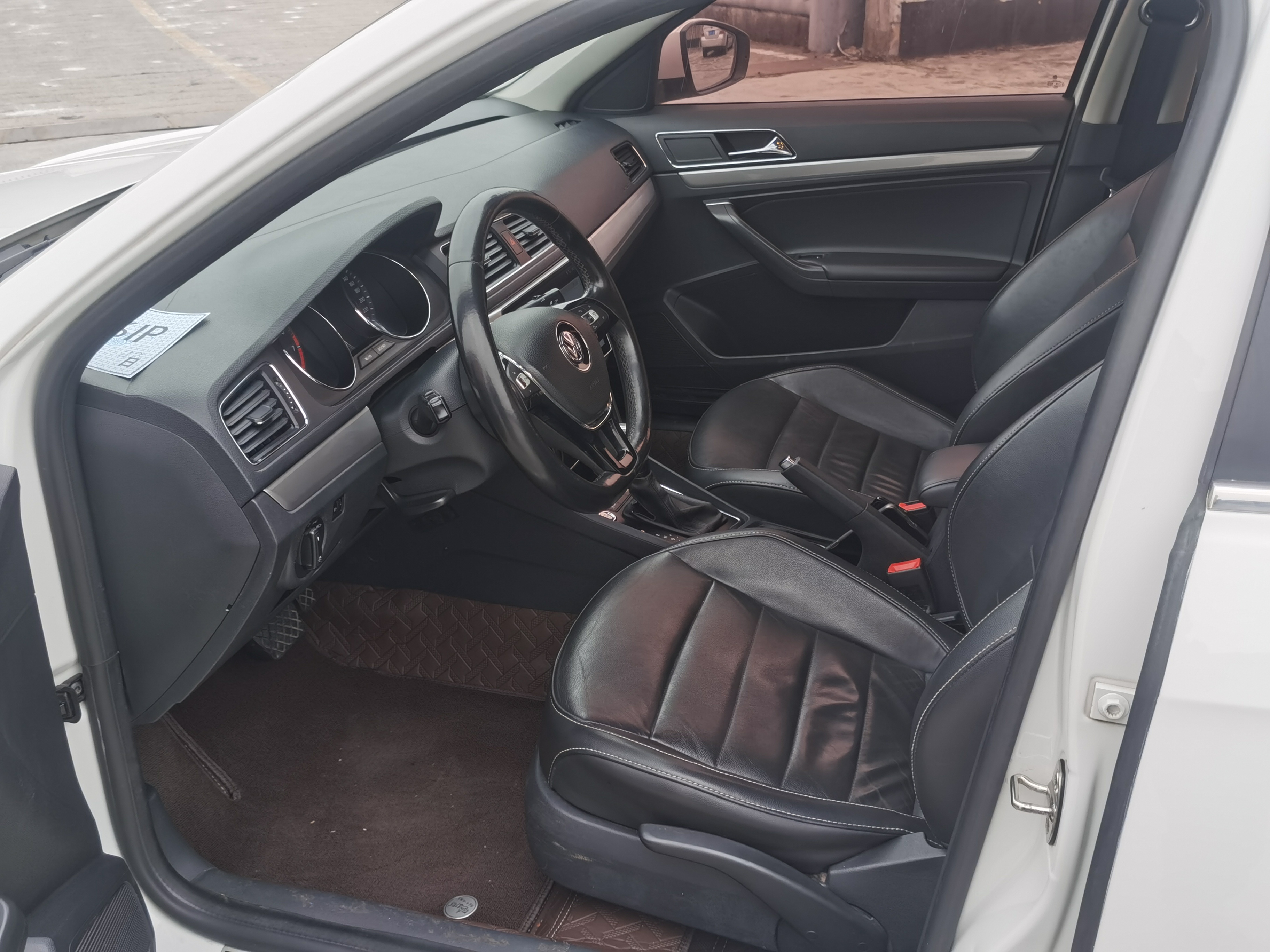 Volkswagen Lavida 2017 car image #7