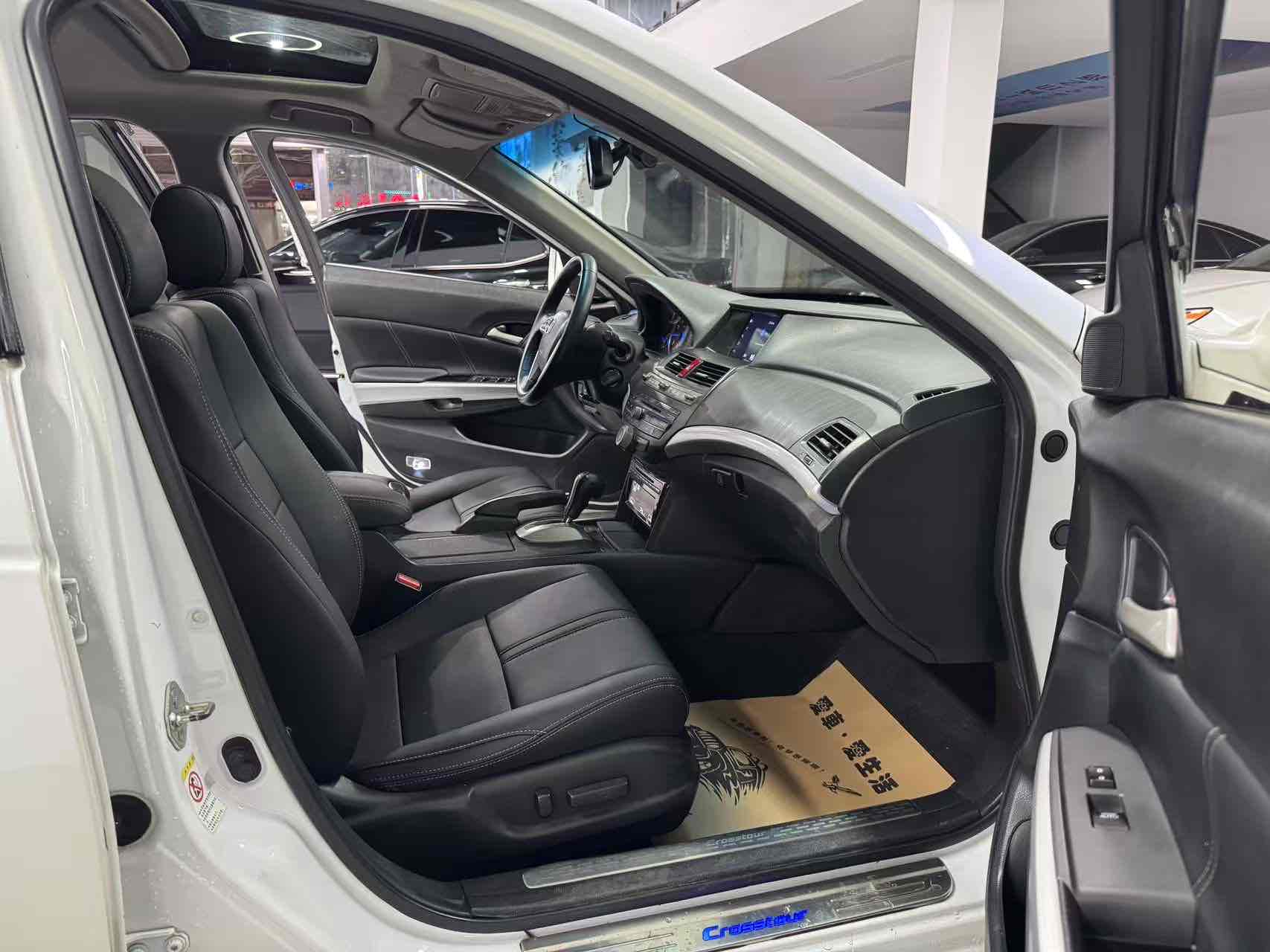 Honda CROSSTOUR 2012 immagine di auto #7