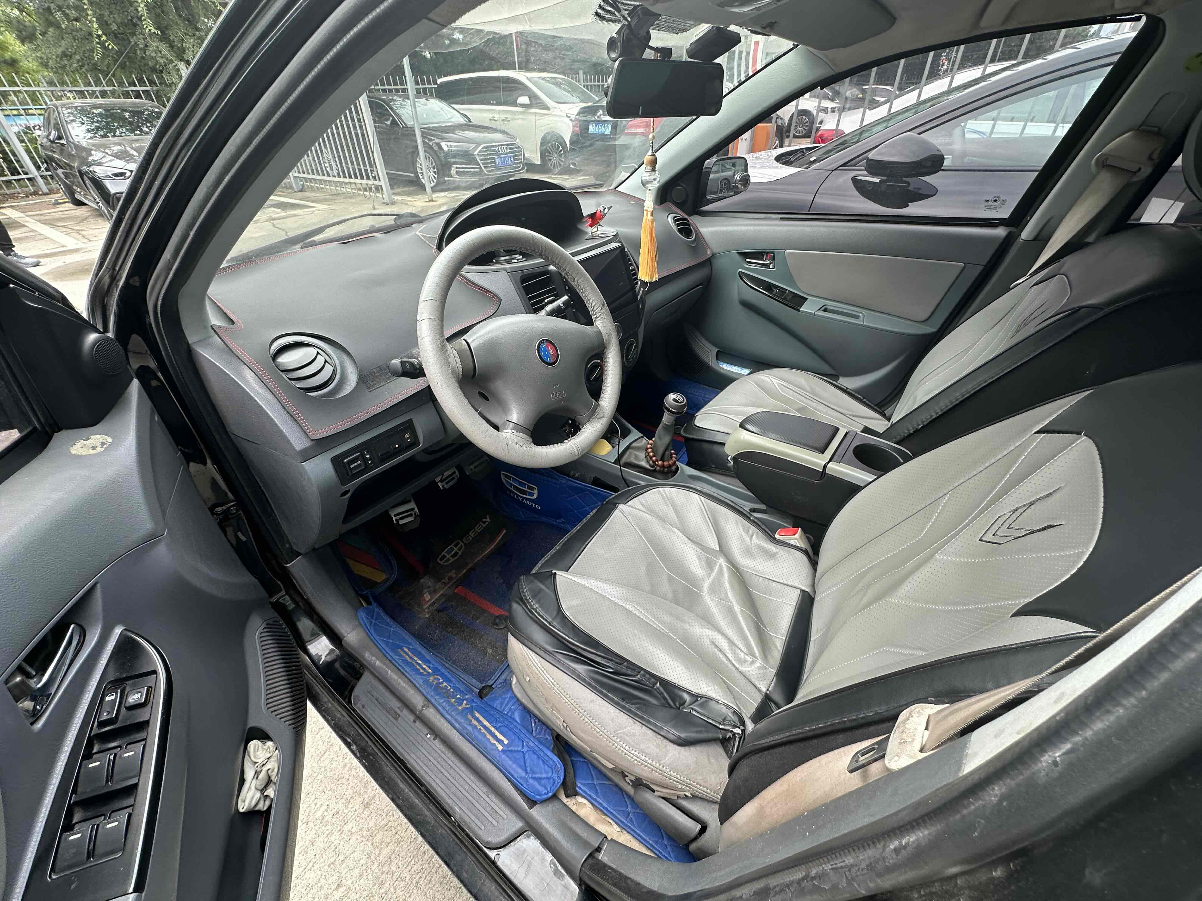 GEELY KingKong 2013 #7 GEELY KingKong 2013 car image #7