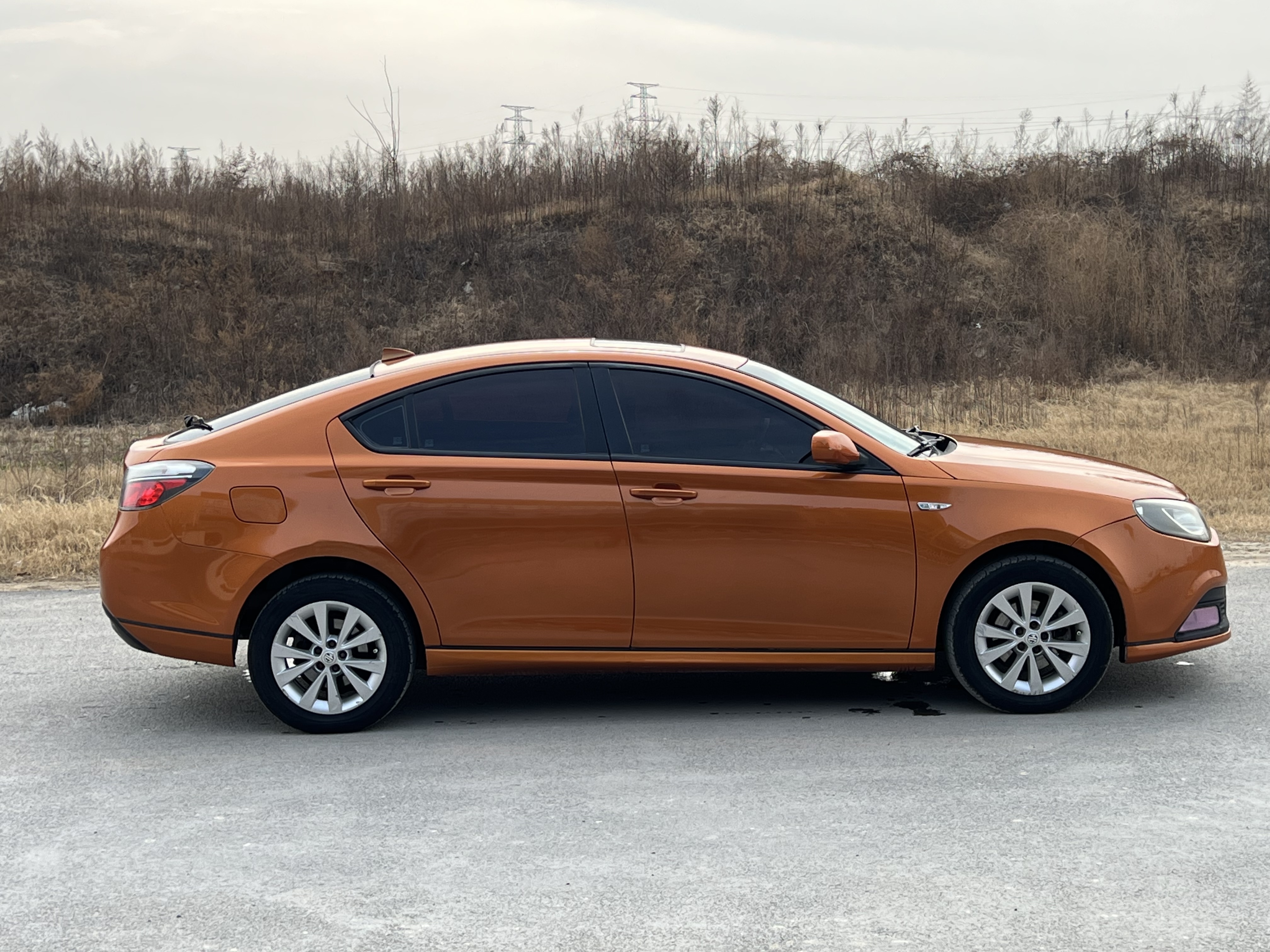 MG 6 2011 car image #7