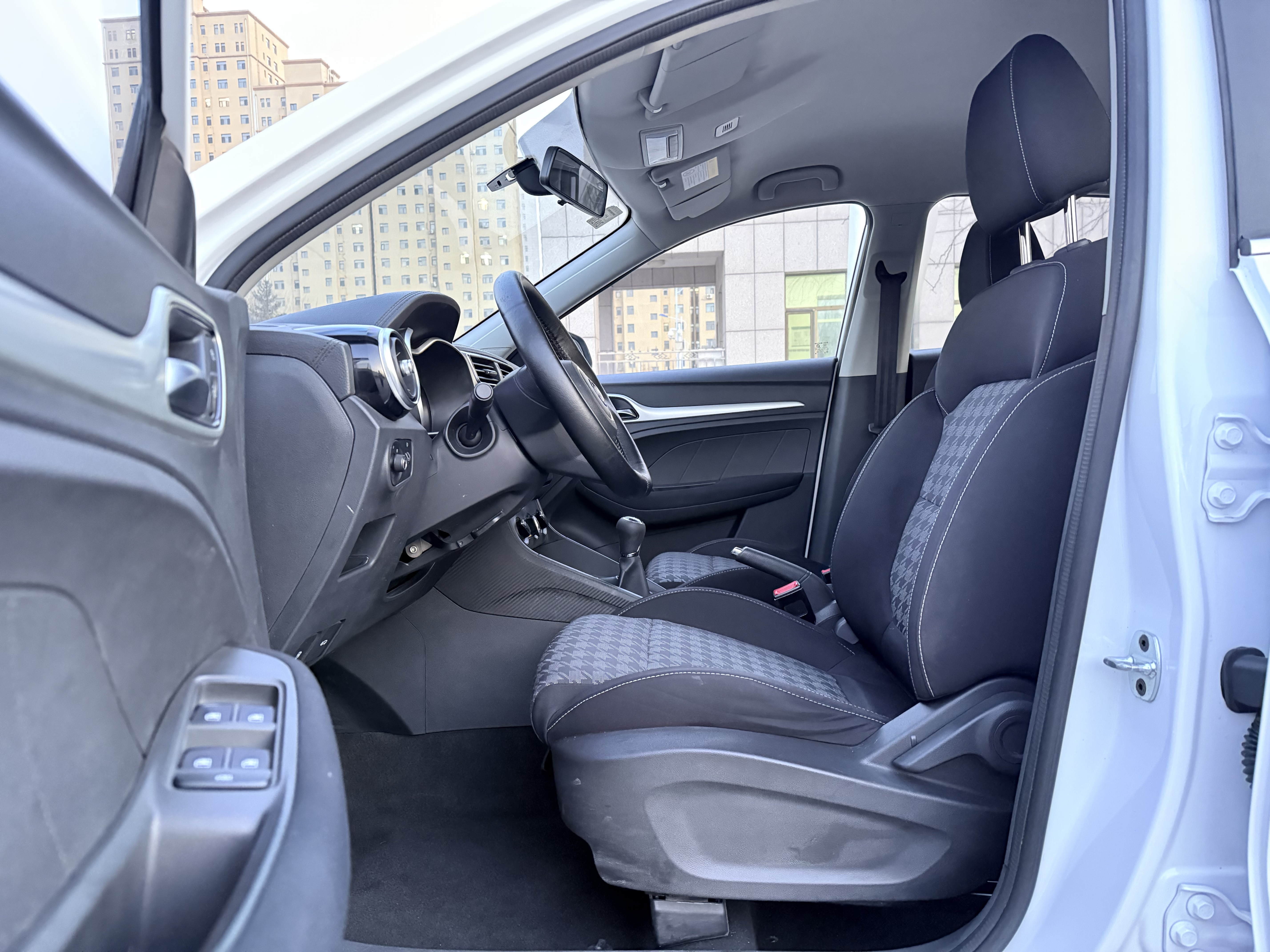 MG ZS 2018 image de voiture #7