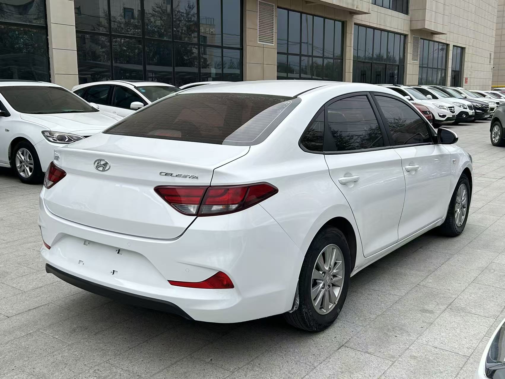 Hyundai Elantra HD 2017 immagine di auto #7