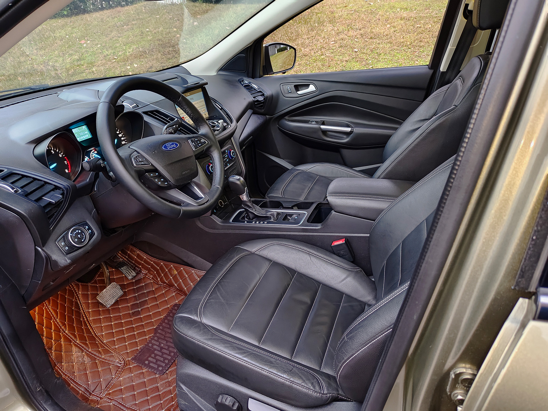 Ford Kuga 2017 #7 Ford Kuga 2017 car image #7