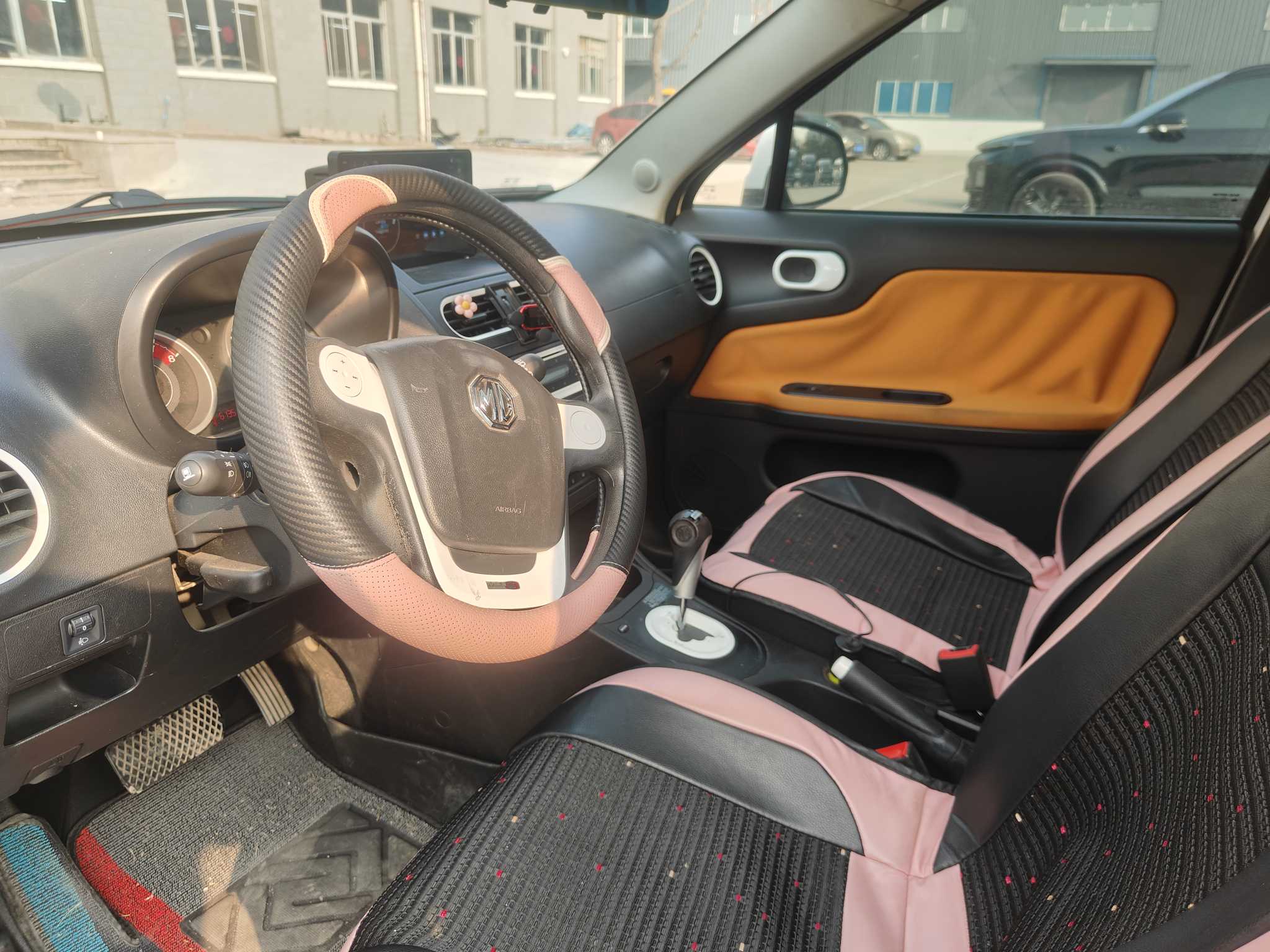 MG 3 2017 car image #7