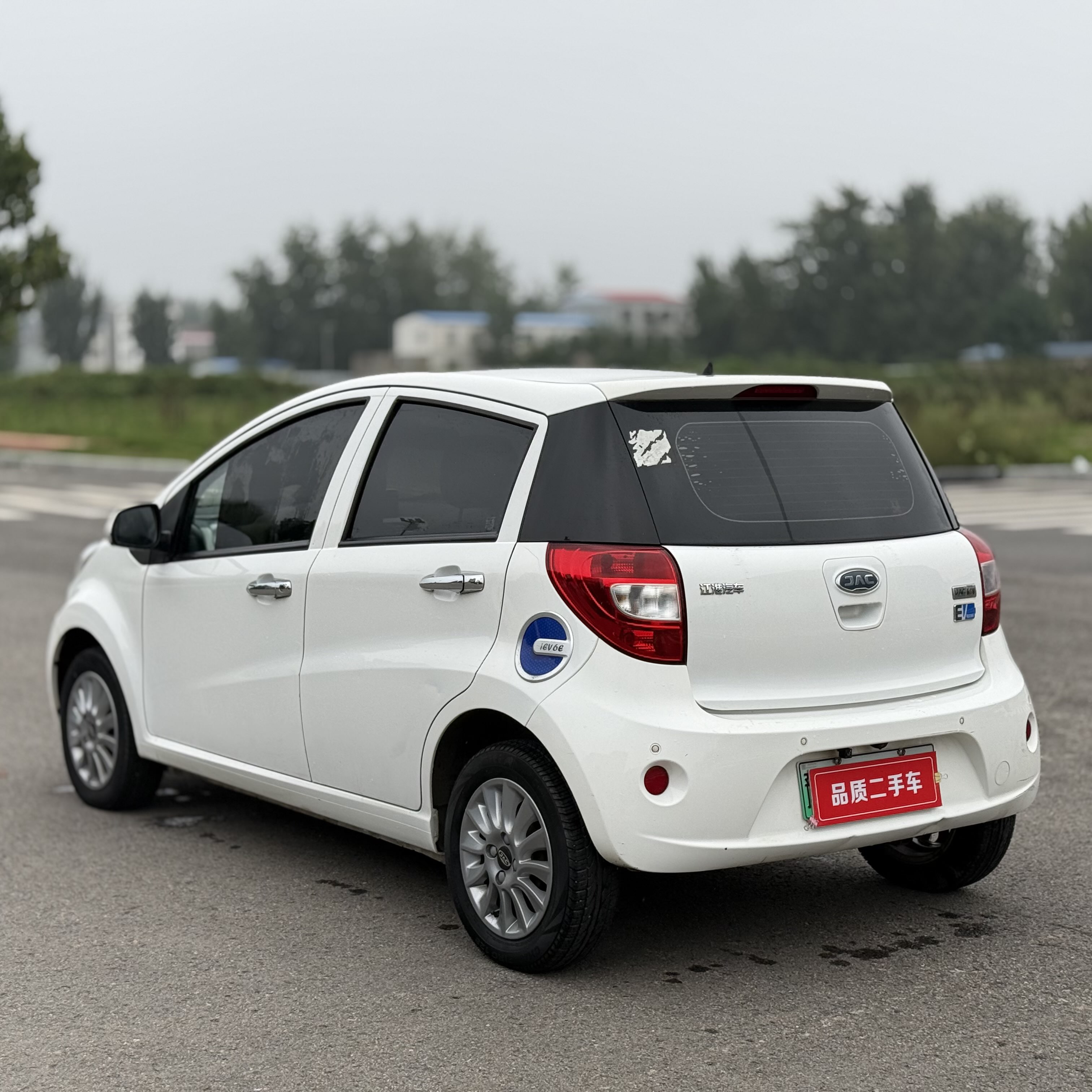 JAC 2018 #7 JAC 2018 car image #7