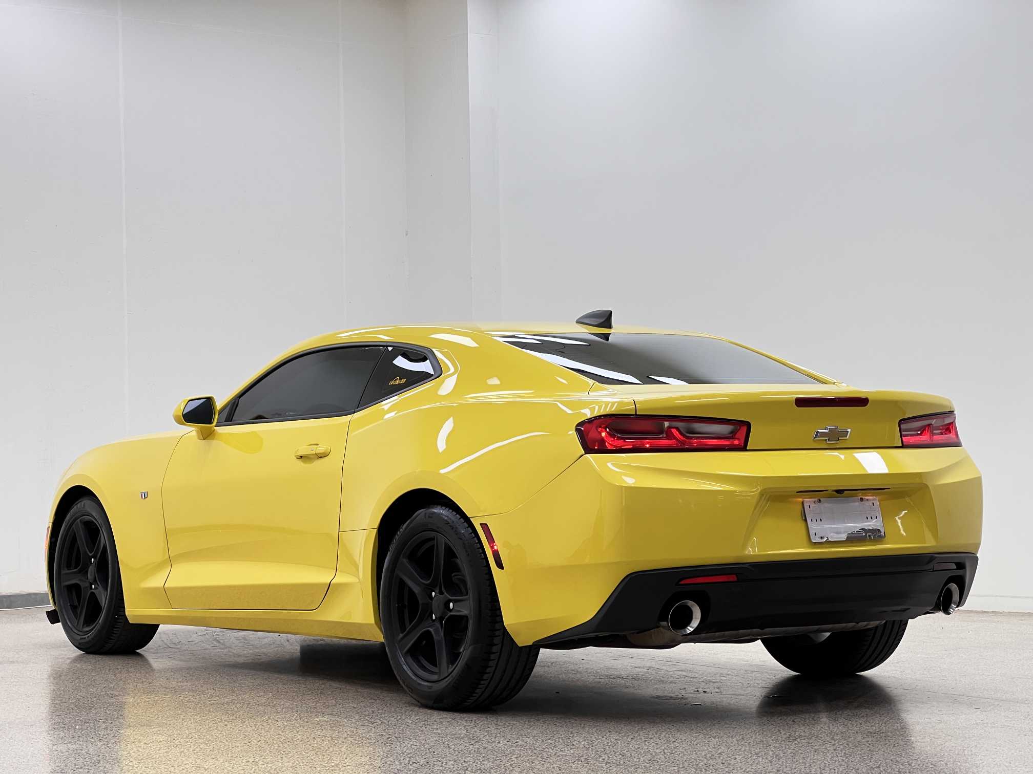 Chevrolet 2017 #7 Chevrolet 2017 car image #7