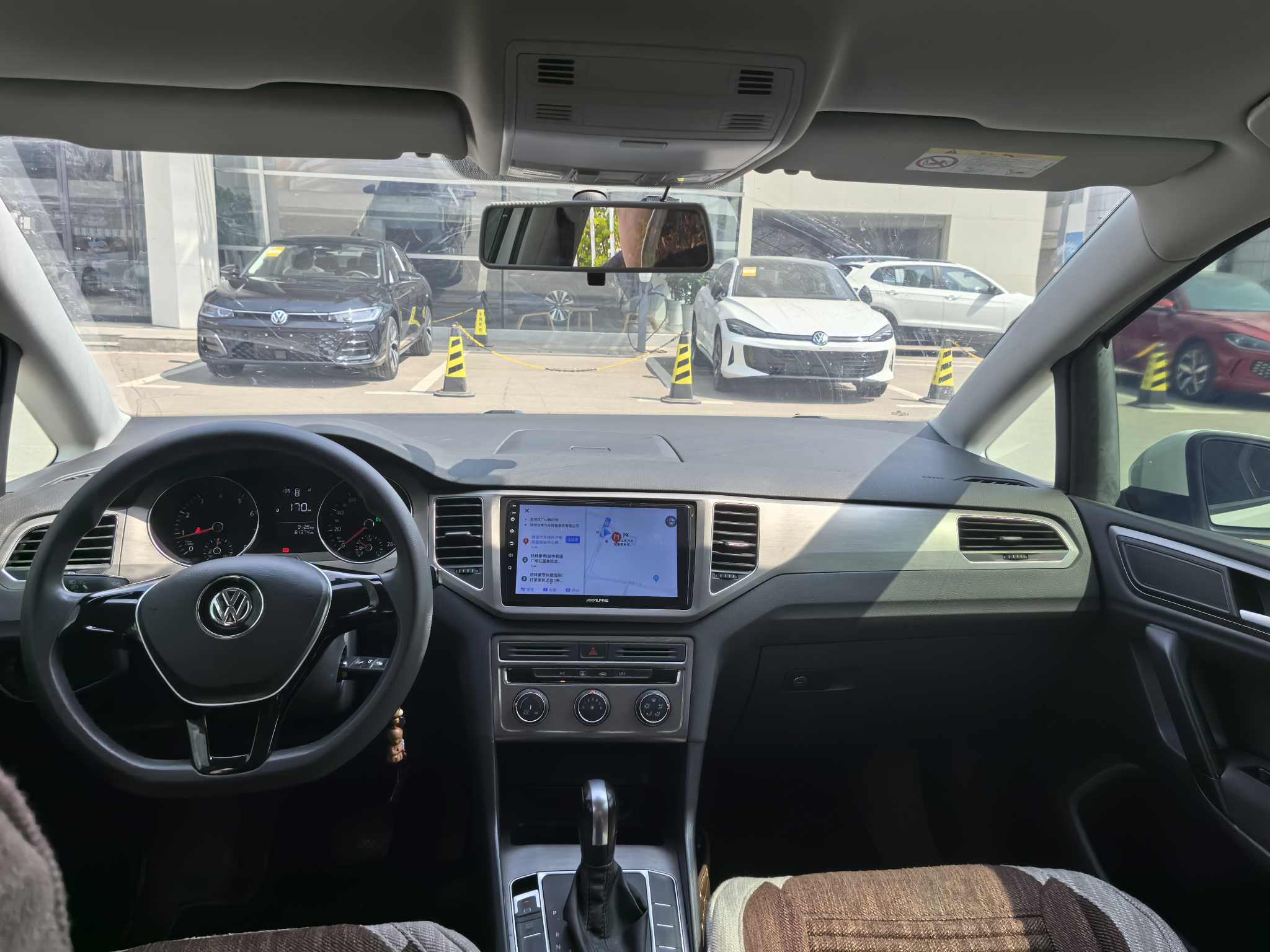 Volkswagen Golf Sportsvan 2017 car image #7