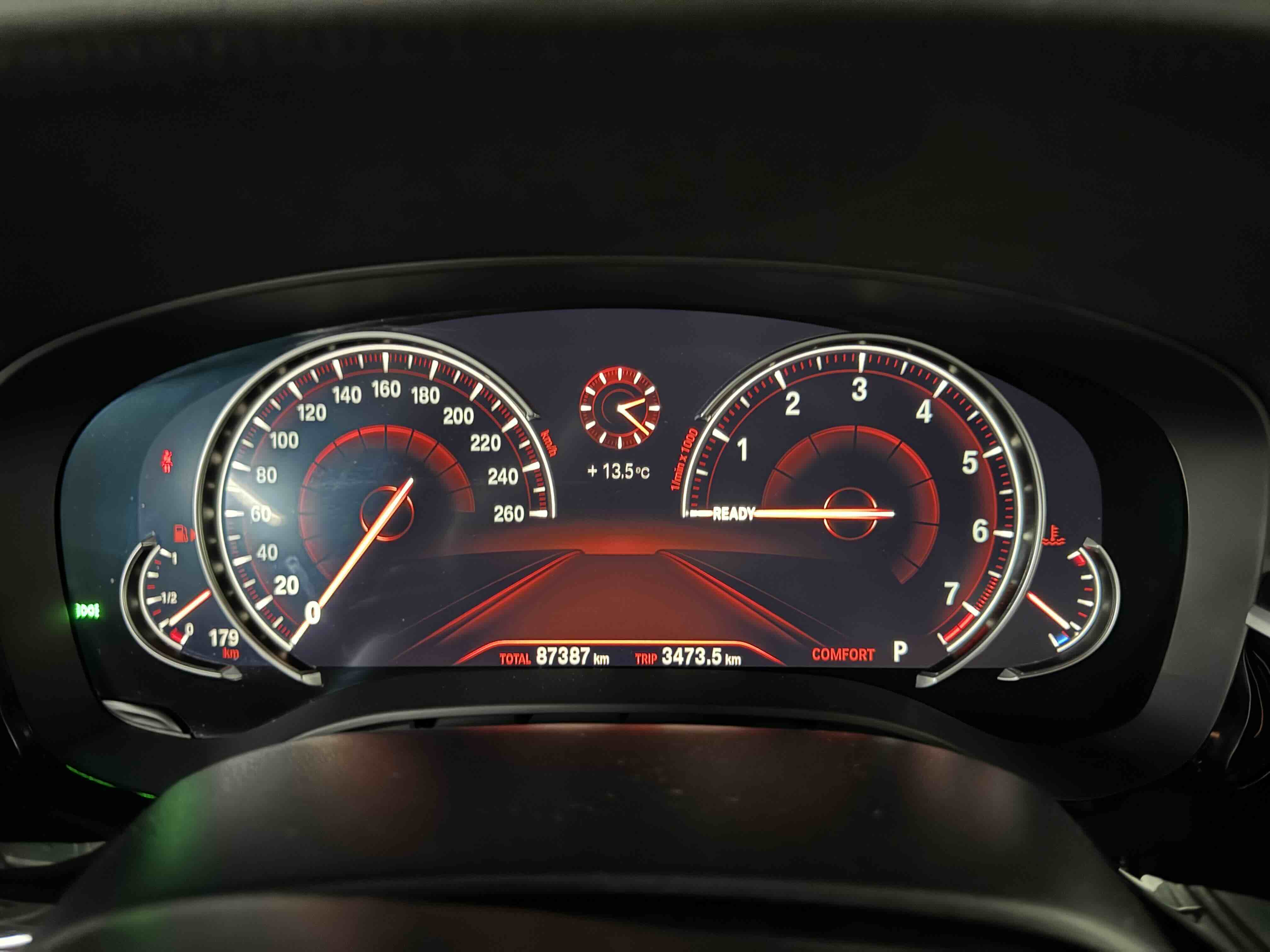 BMW 5 Series 2018 #7 BMW 5 Series 2018 car image #7