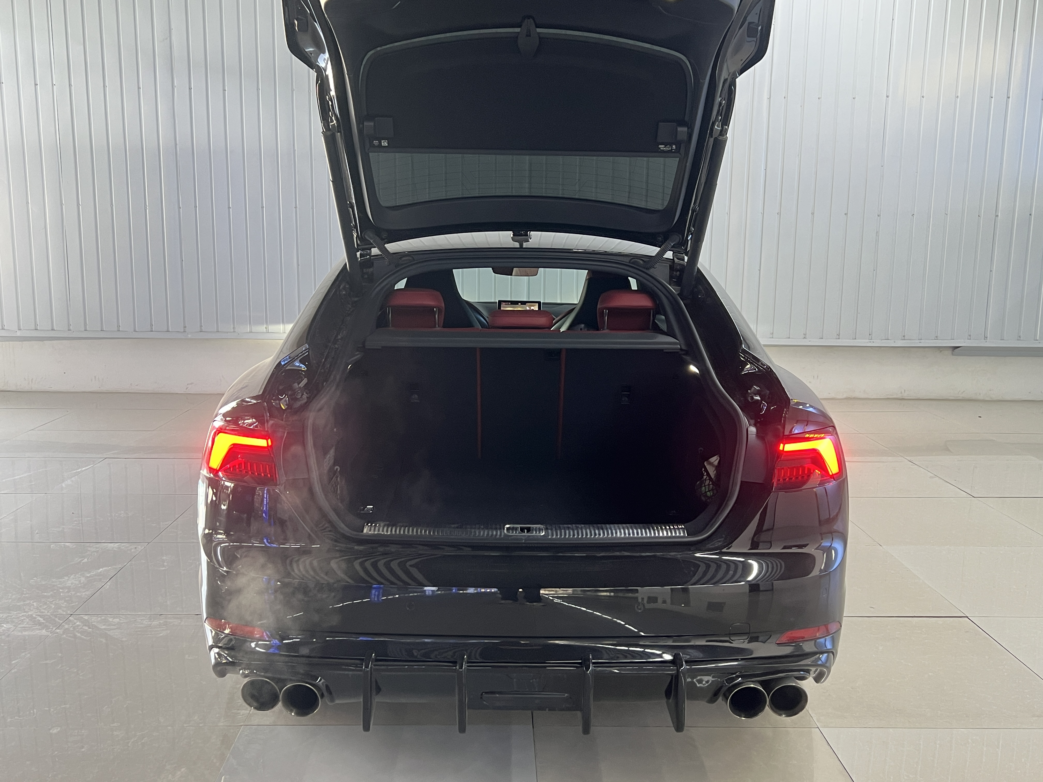 Audi S5 2019 car image #7