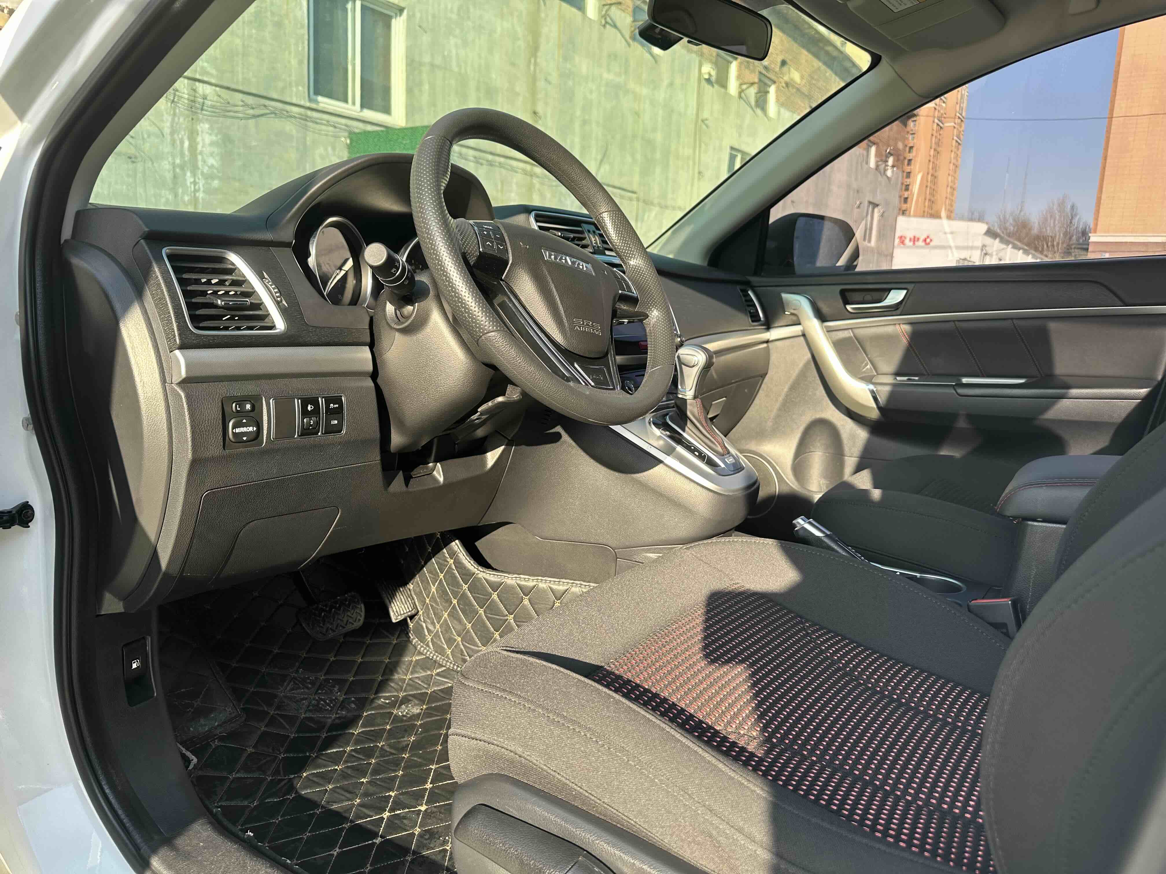 Haval M6 2018 #7 Haval M6 2018 car image #7