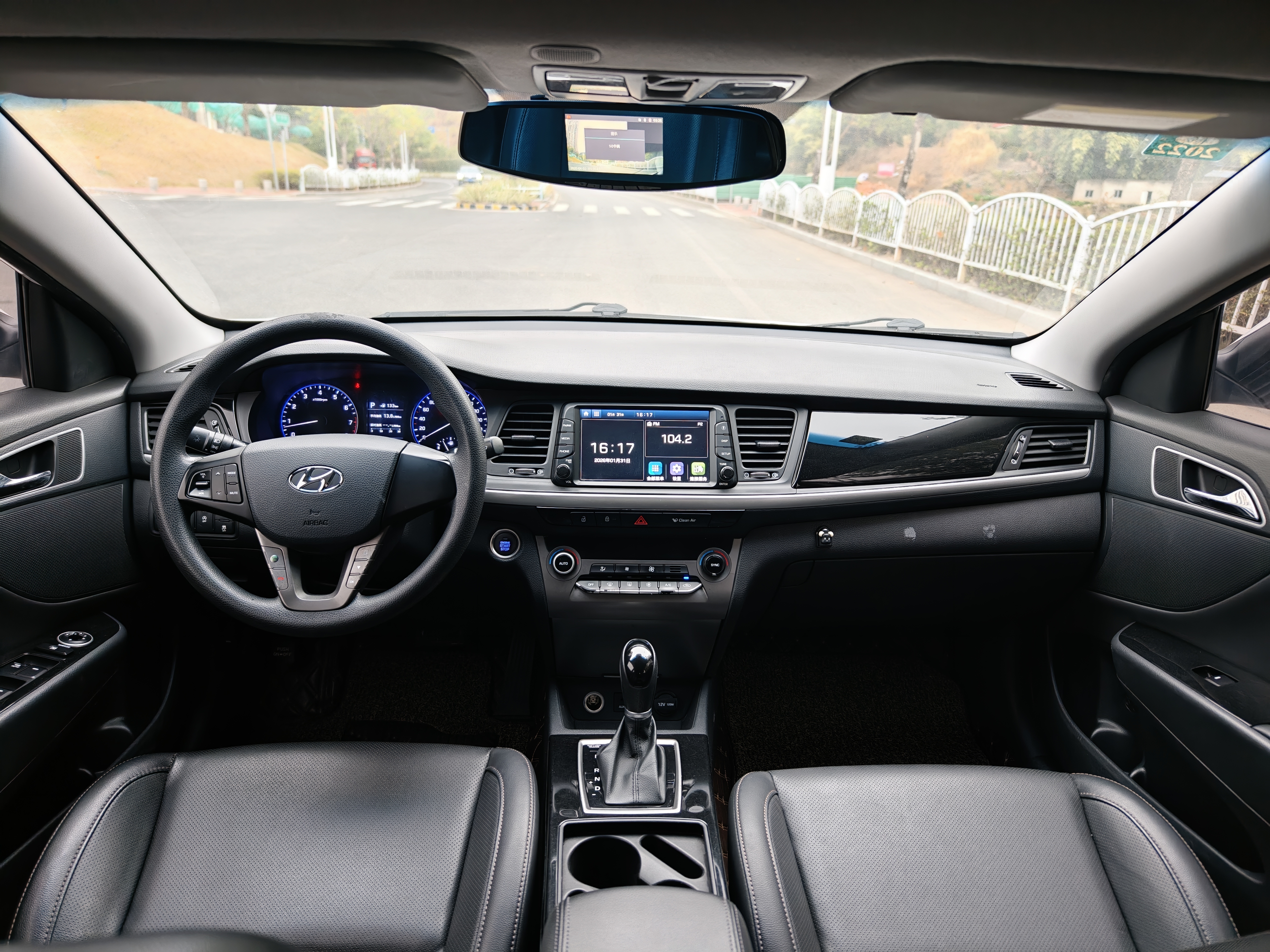 Hyundai Mistra 2018 car image #7