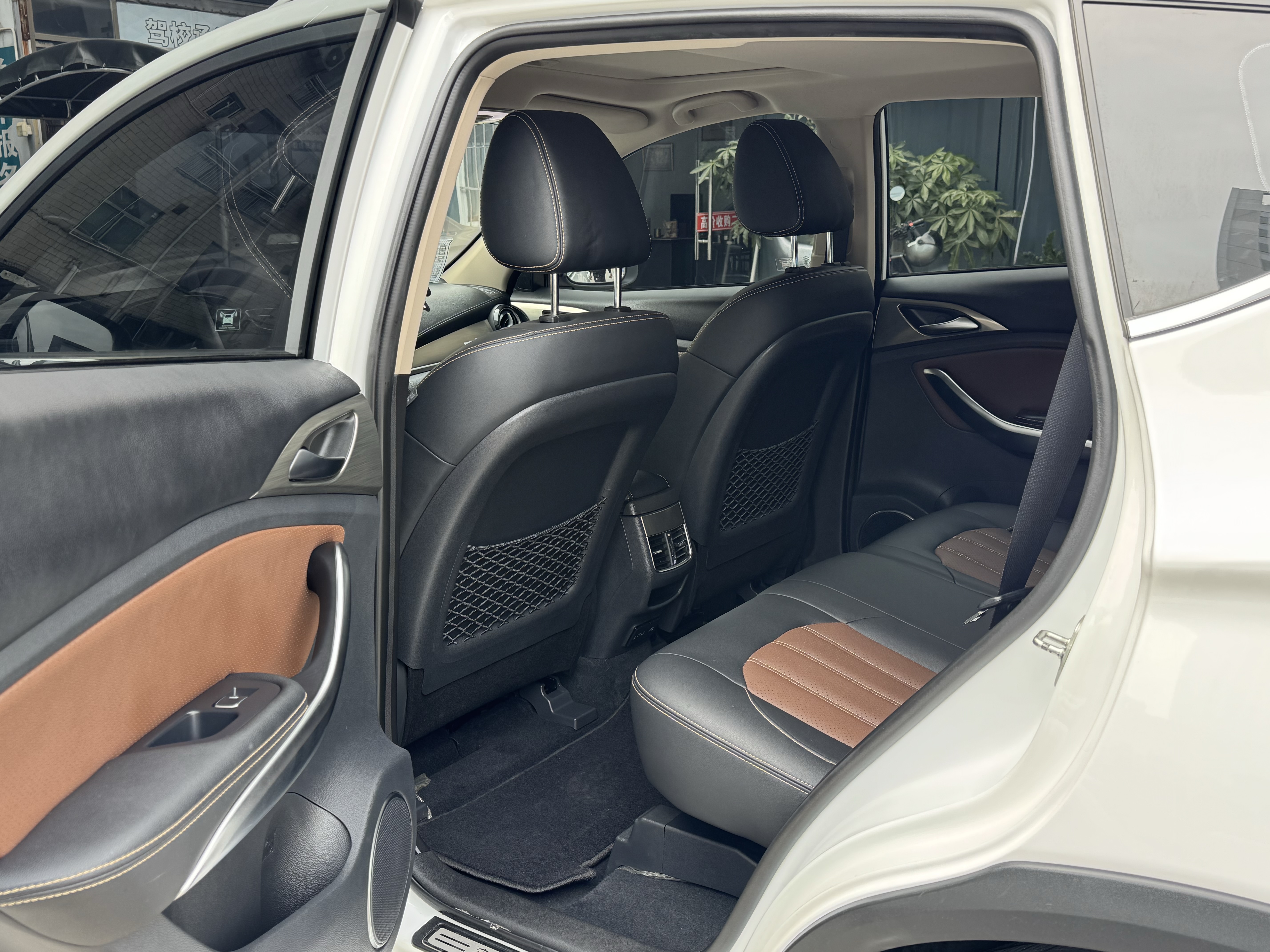 BYD Song New Energy 2018 #7 BYD Song New Energy 2018 car image #7