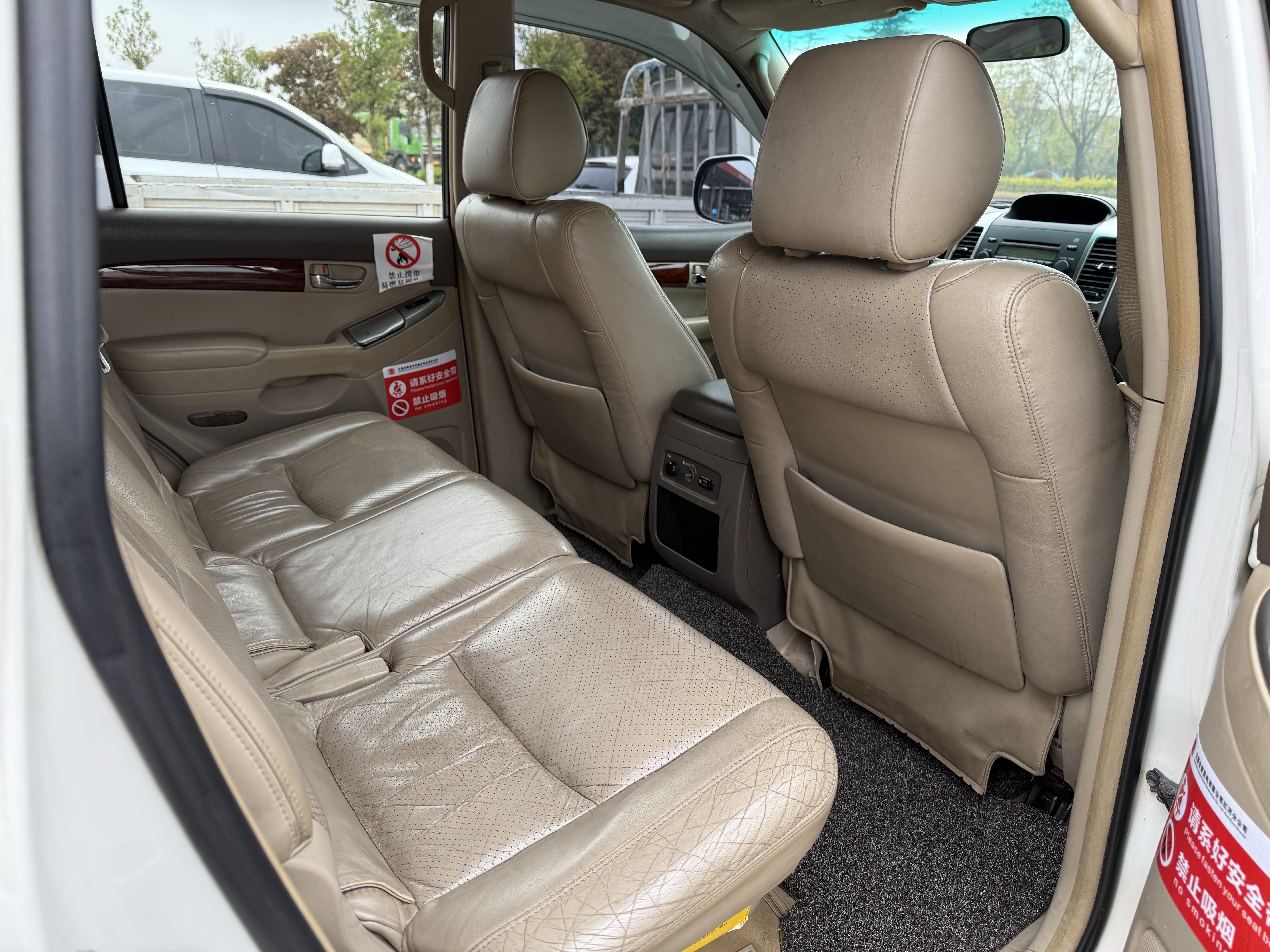Toyota Land Cruiser Prado 2009 car image #7