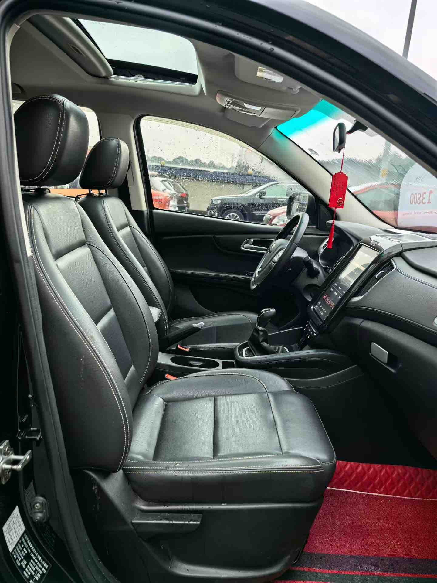 SWM斯威汽车 SWM斯威X7 2018 汽车图片 #7