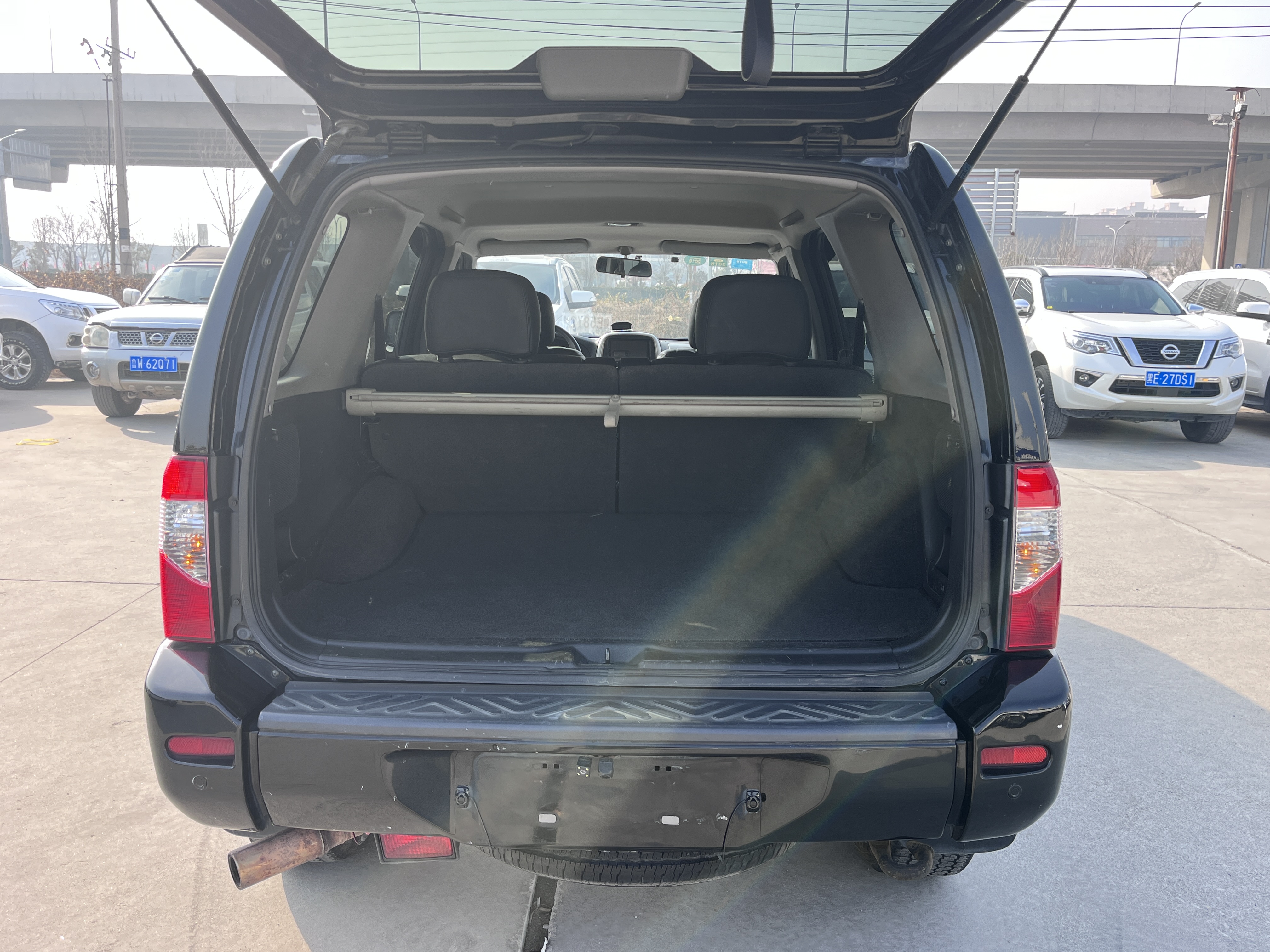 日产 日产帕拉丁 2011 汽车图片 #7