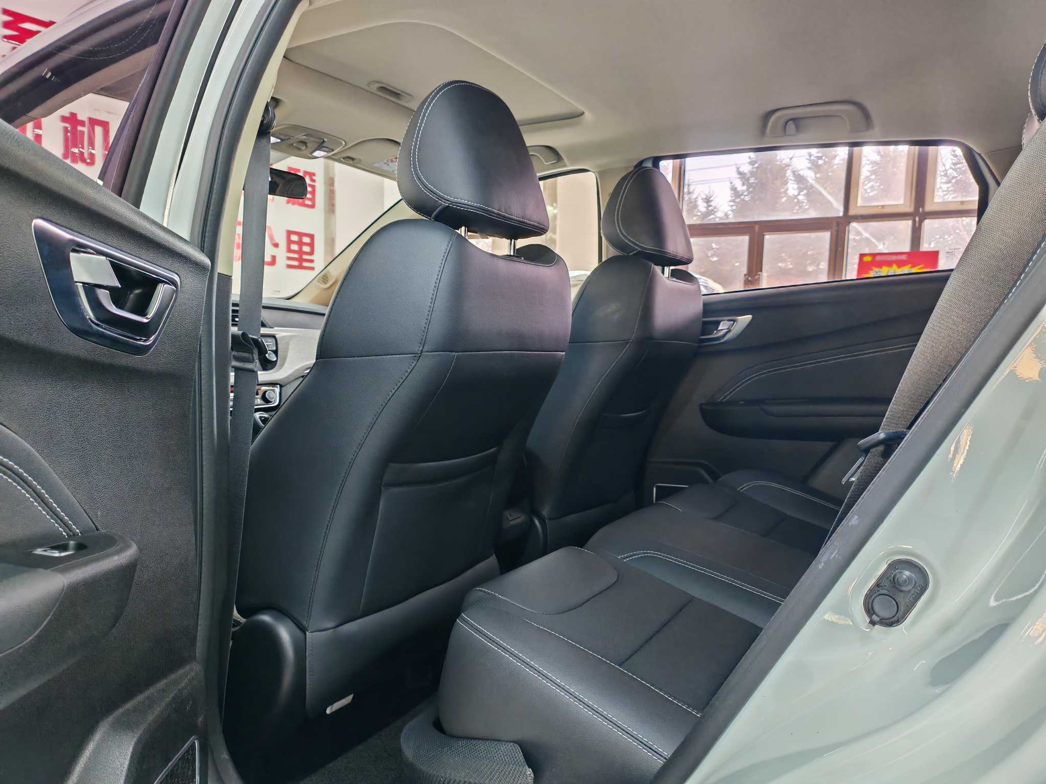 Vision X3 2020 car image #7