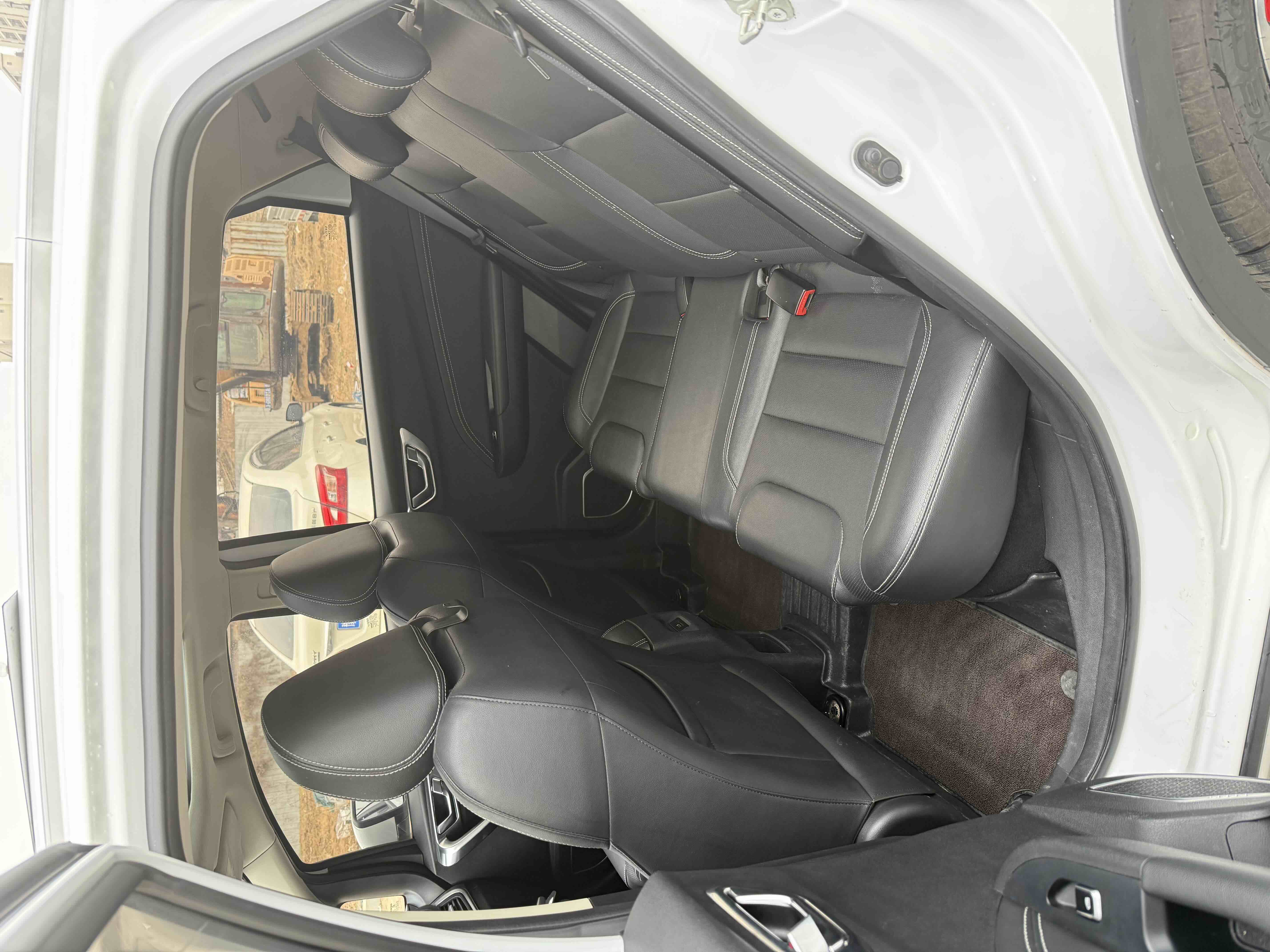 Vision X3 2019 car image #7