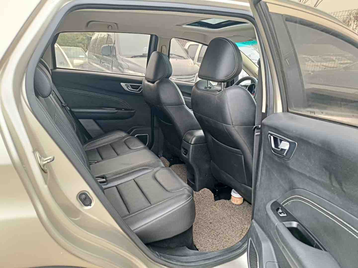 Vision X3 2019 car image #7