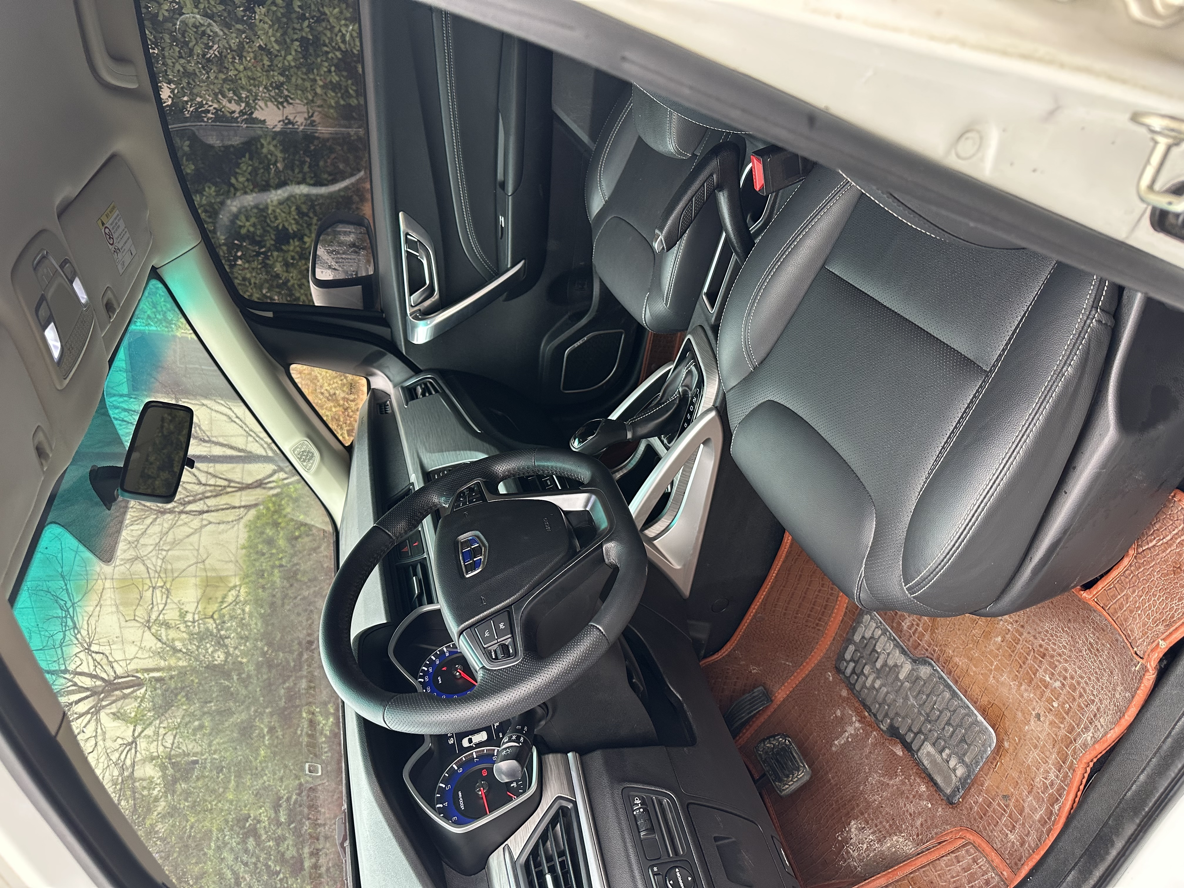 Vision X3 2018 car image #7