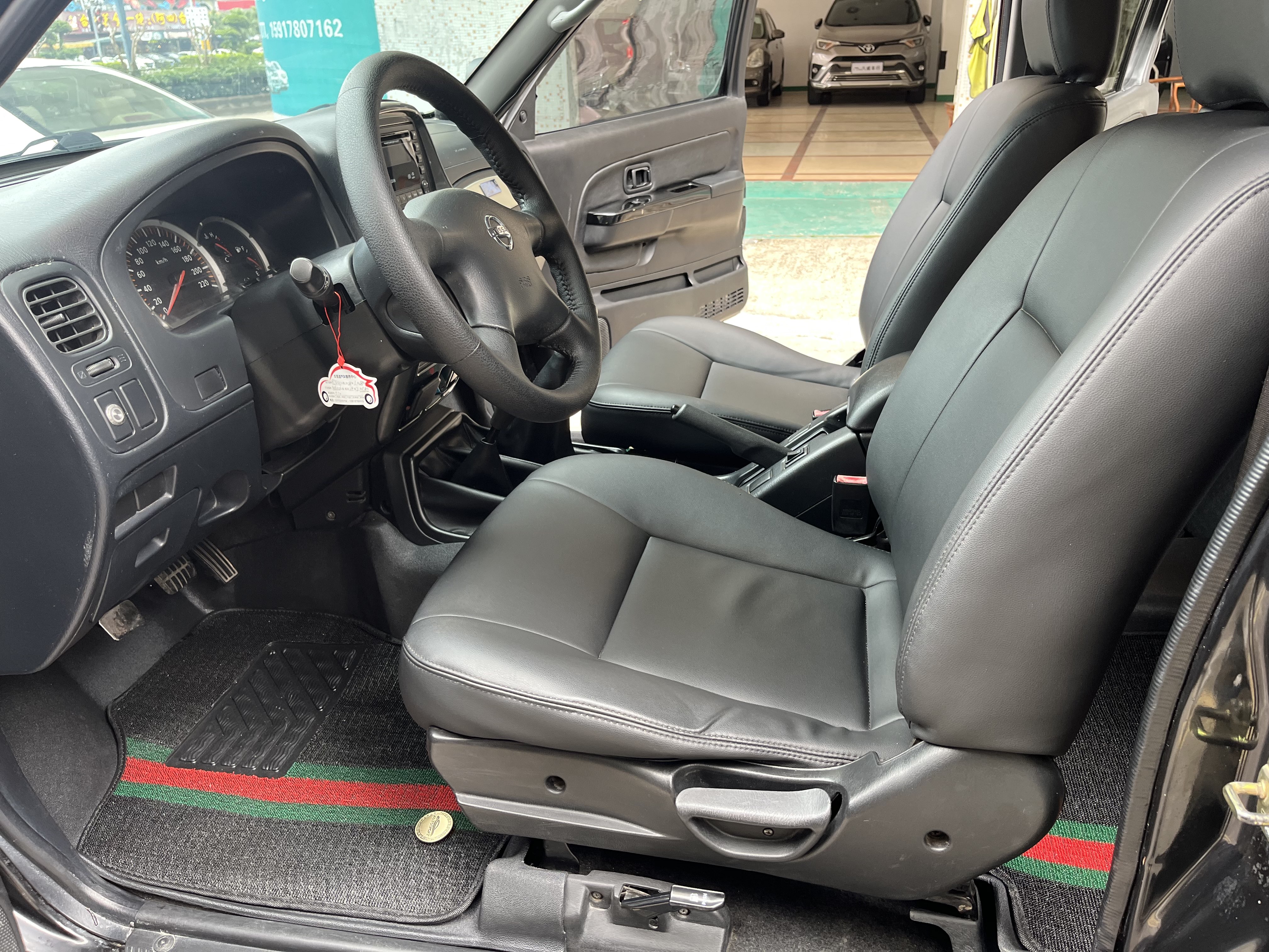 日产 日产帕拉丁 2009 汽车图片 #7