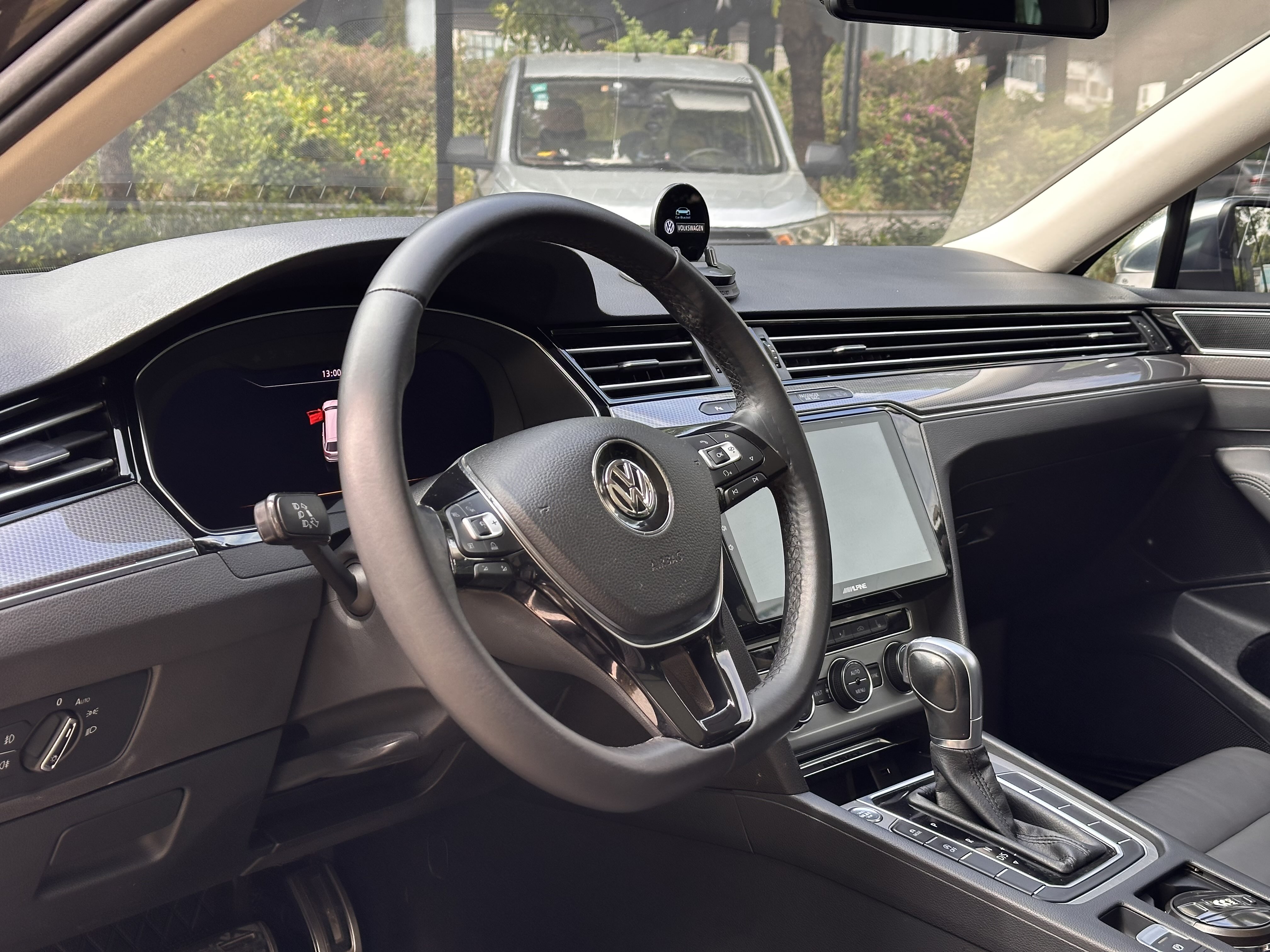 Volkswagen Passat Variant 2018 immagine di auto #7