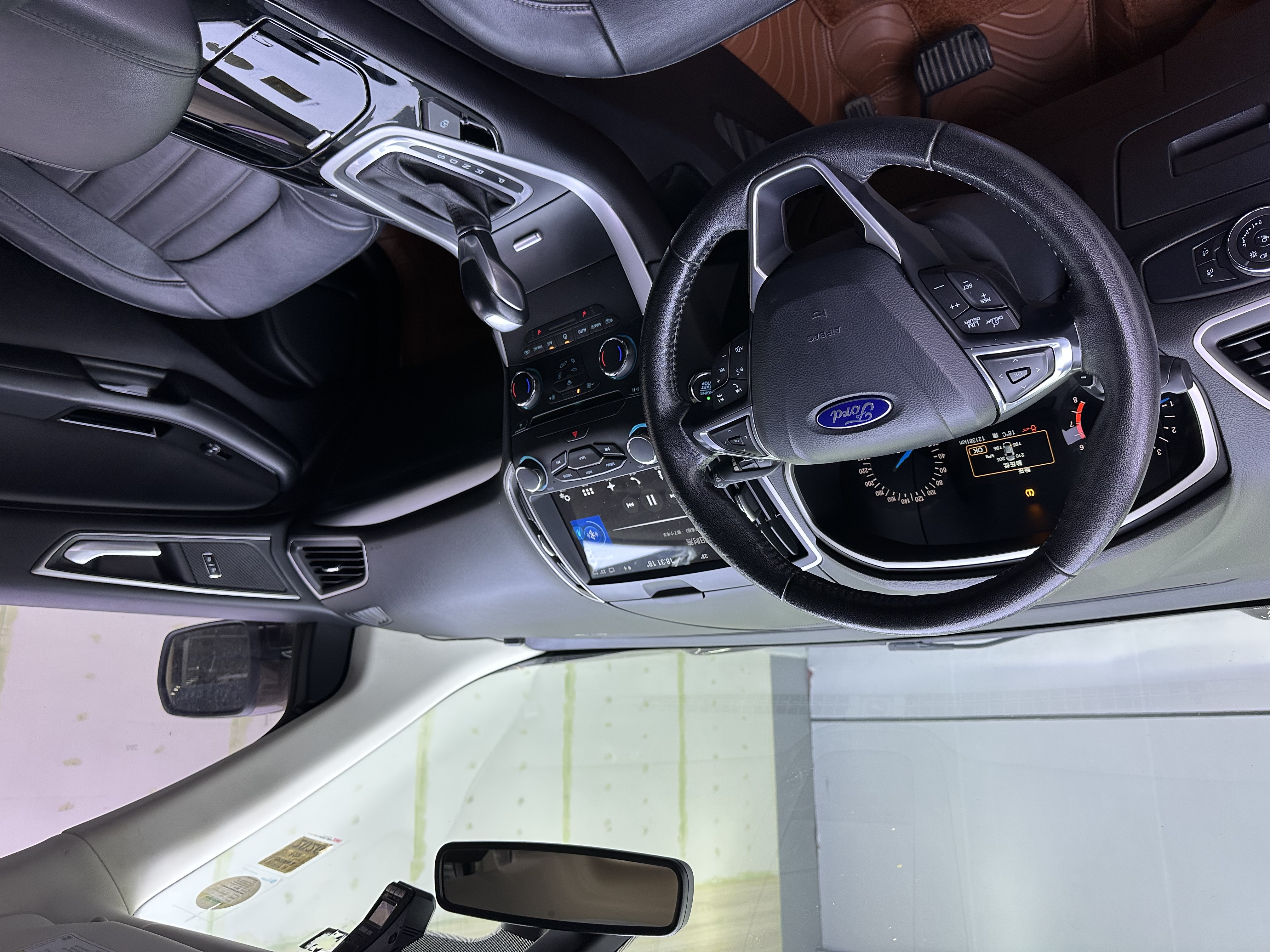 Ford Edge 2018 изображение автомобиля #7