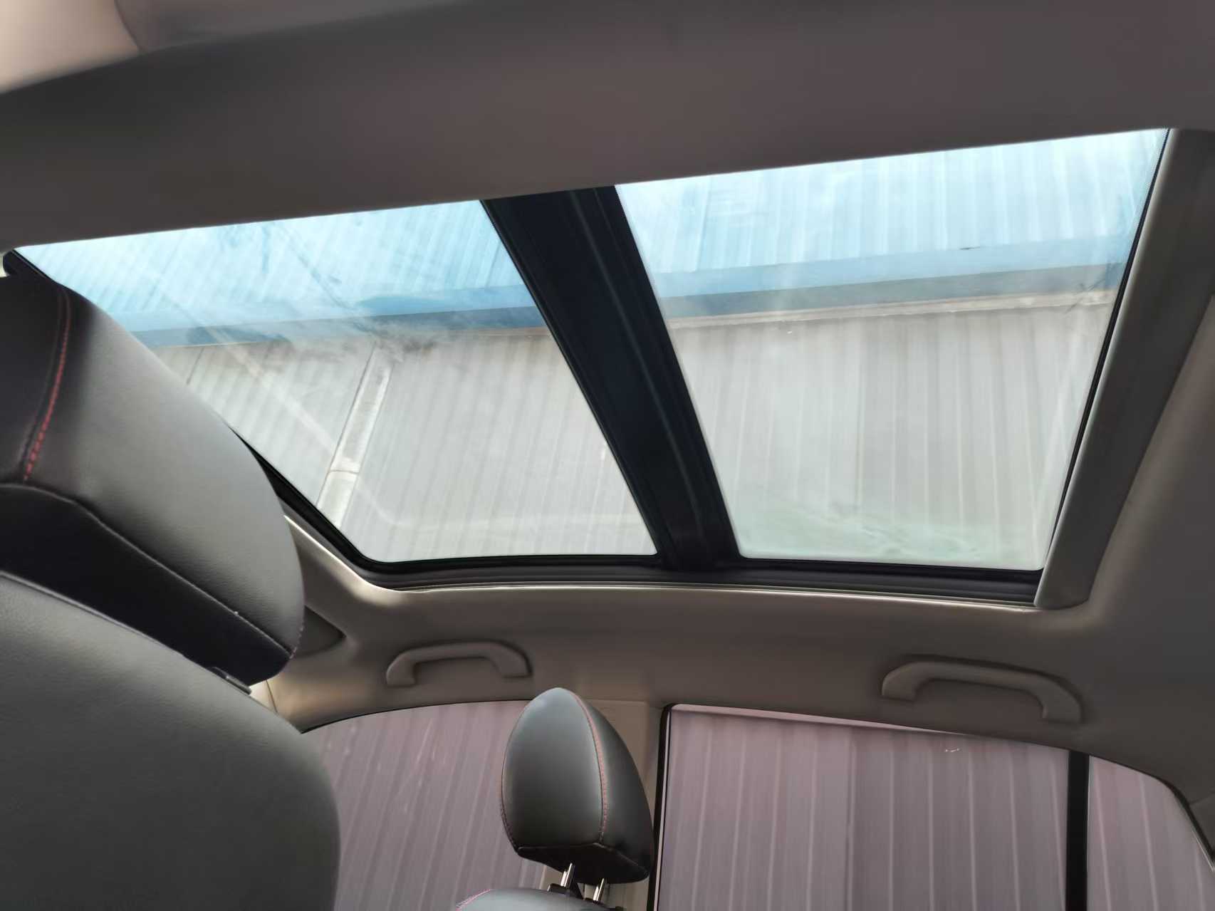 Soueast DX3 2018 car image #7