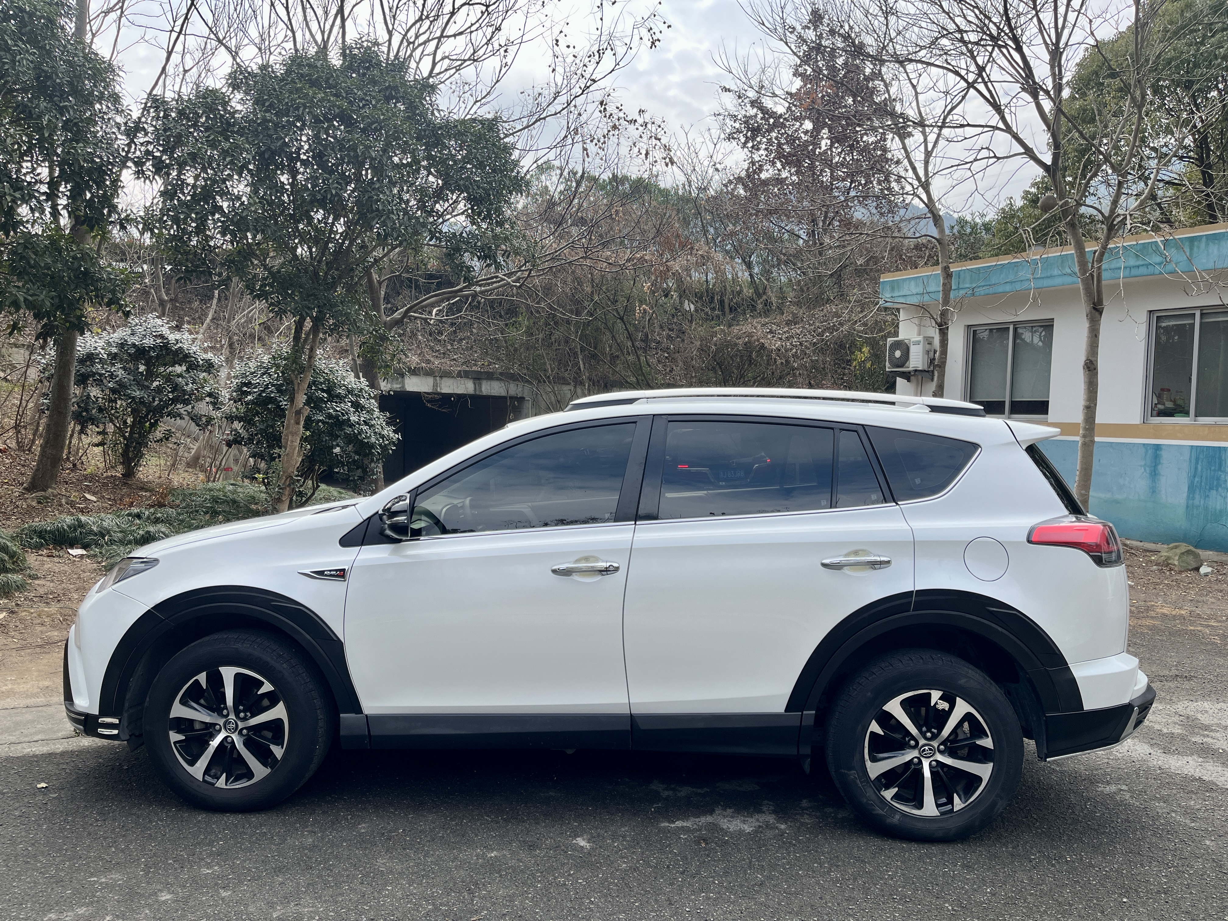 Toyota RAV4 2019 #7 Toyota RAV4 2019 car image #7