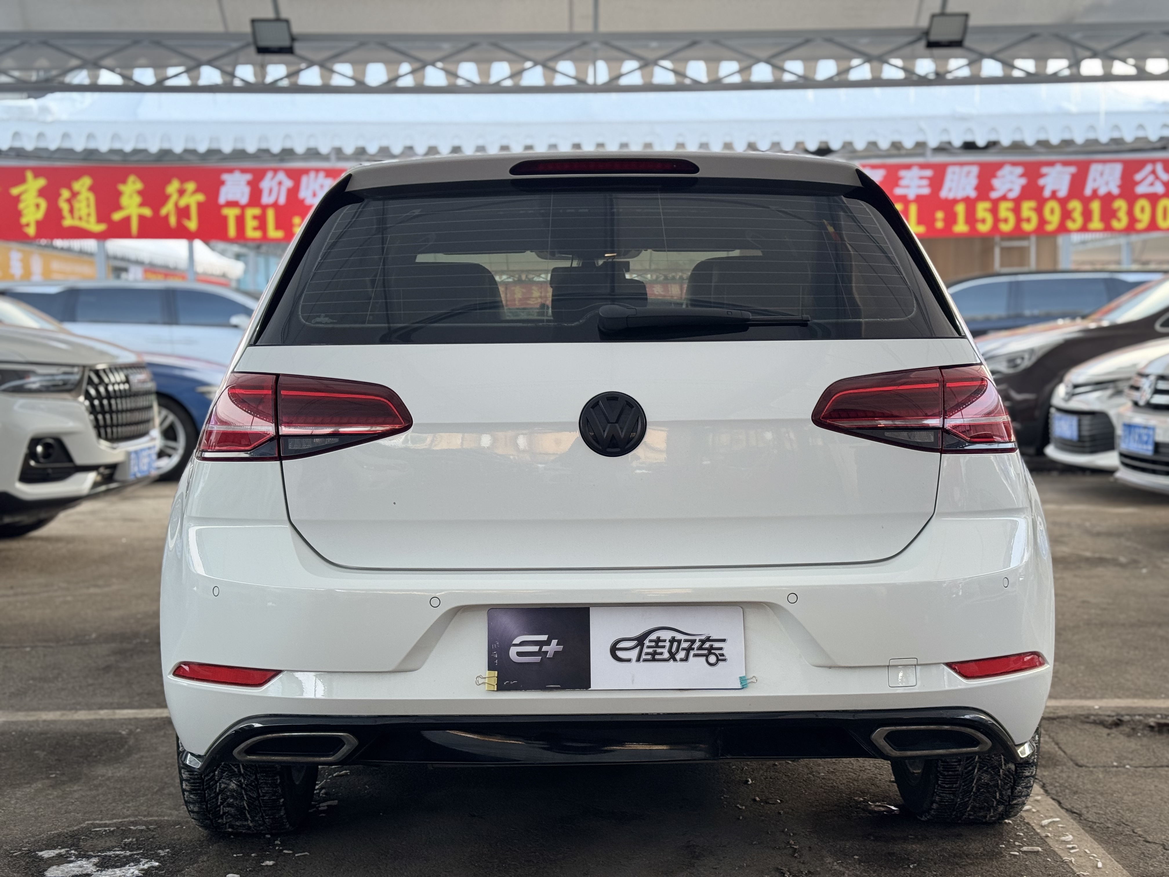 Volkswagen Golf 2018 car image #7