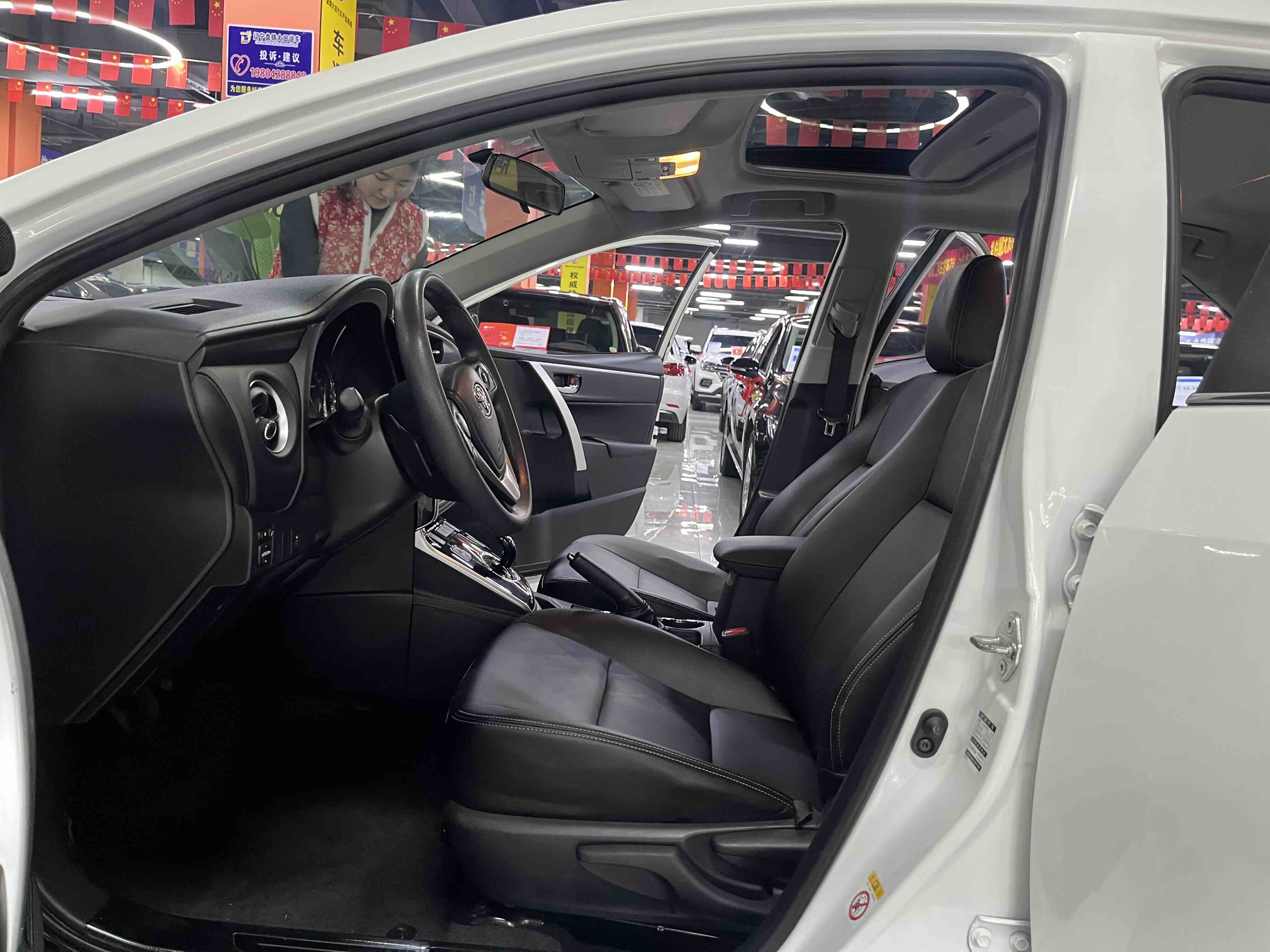 Corolla 2018 car image #7