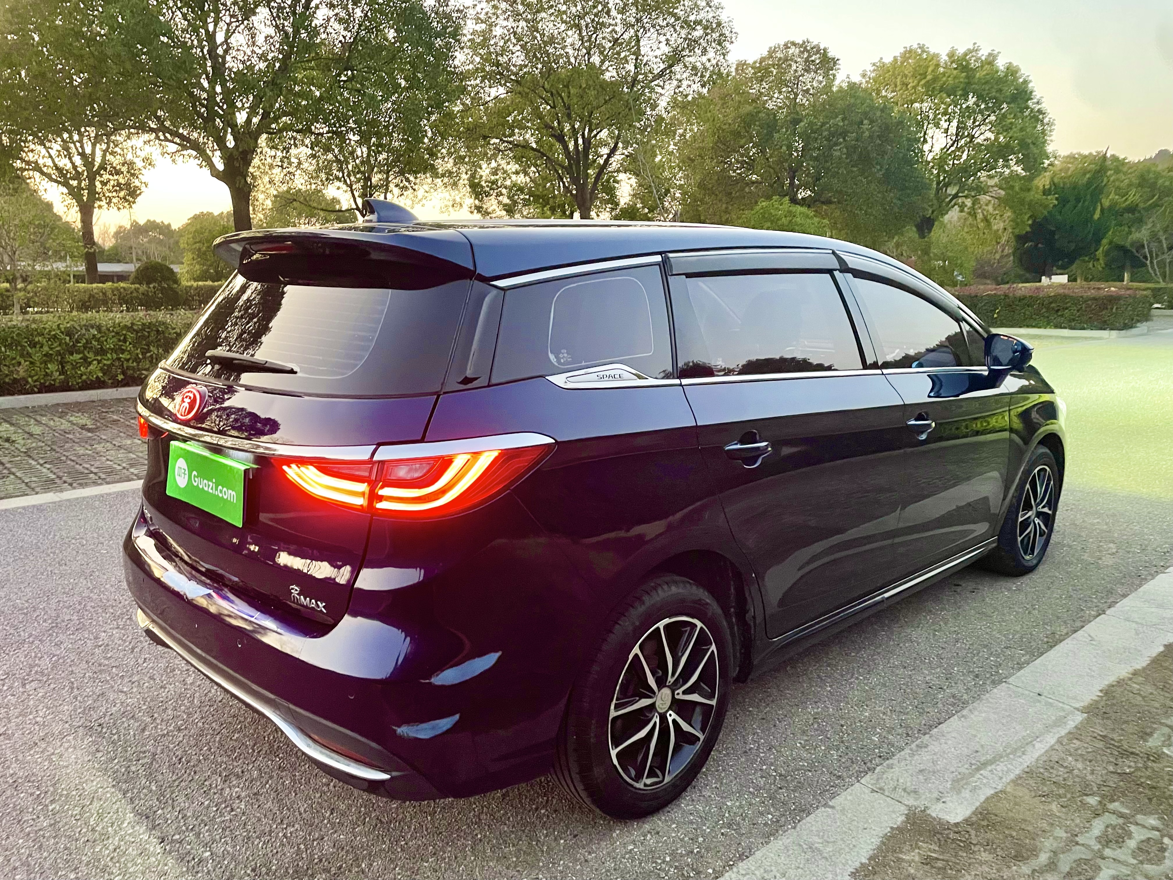 BYD Song MAX 2018 car image #7