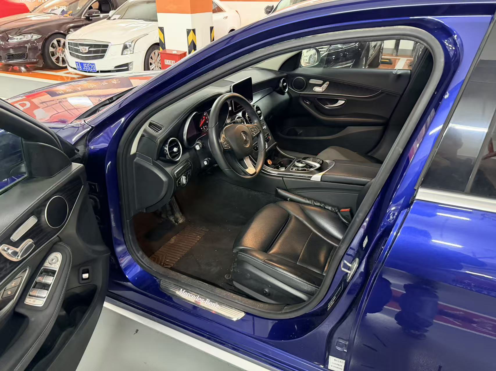 Mercedes-Benz C Class 2018 car image #7